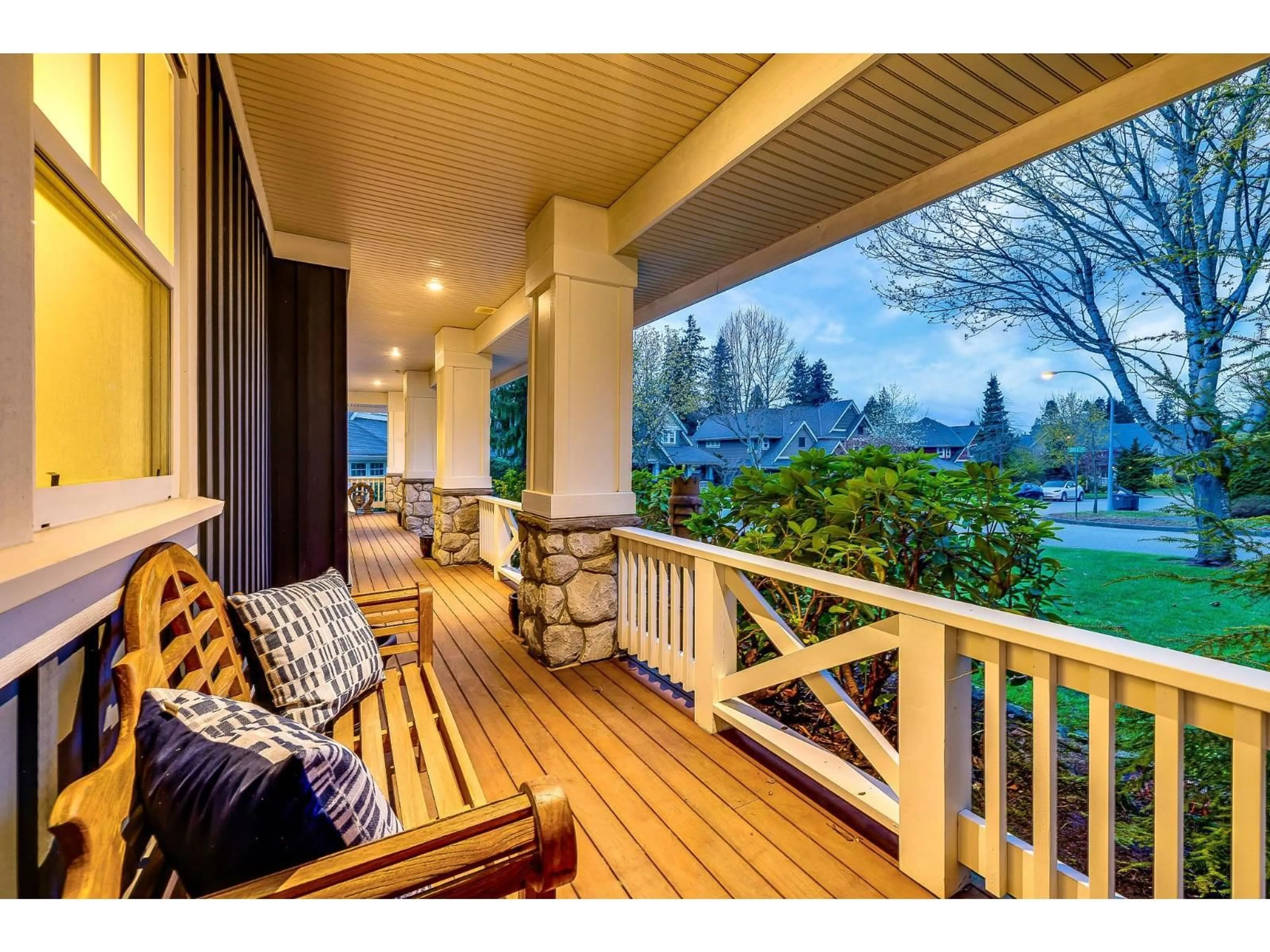 Patio, water/lake/river/ocean view for 12856 20A AVENUE, Surrey British Columbia V4A0A3