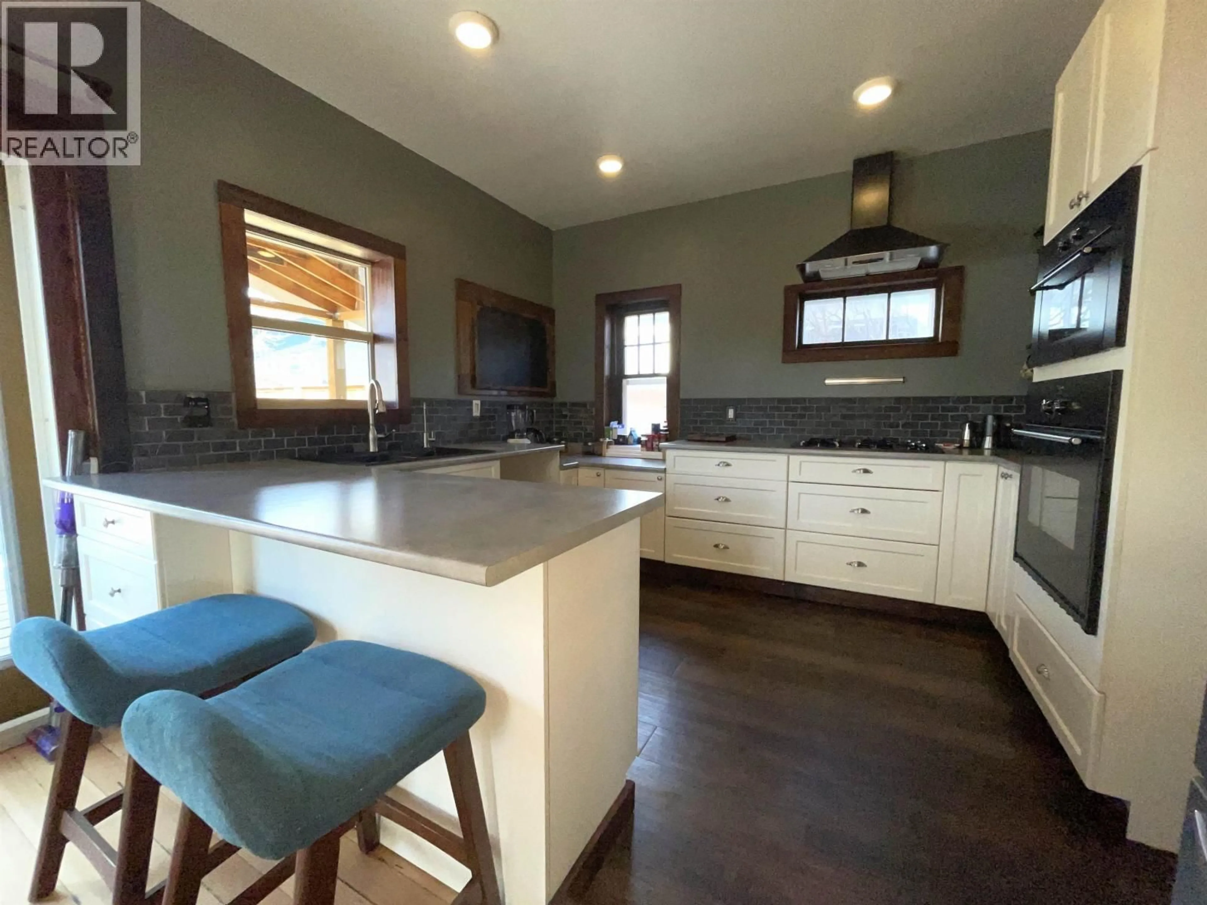 Open concept kitchen, unknown for 3875 SECOND AVENUE, Smithers British Columbia V0J2N0