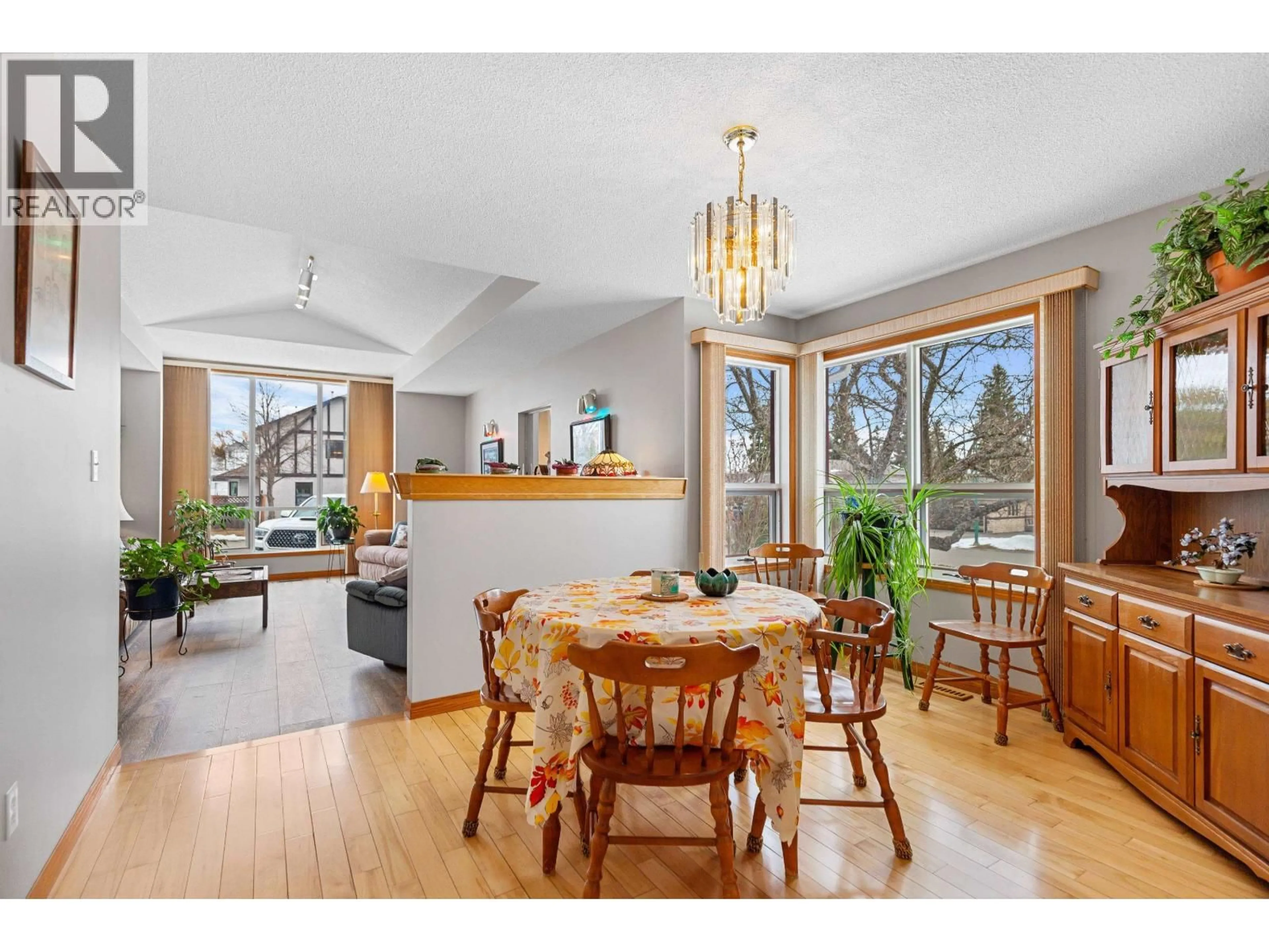 Dining room, wood/laminate floor for 2687 ST ANNE AVENUE, Prince George British Columbia V2N4Y3