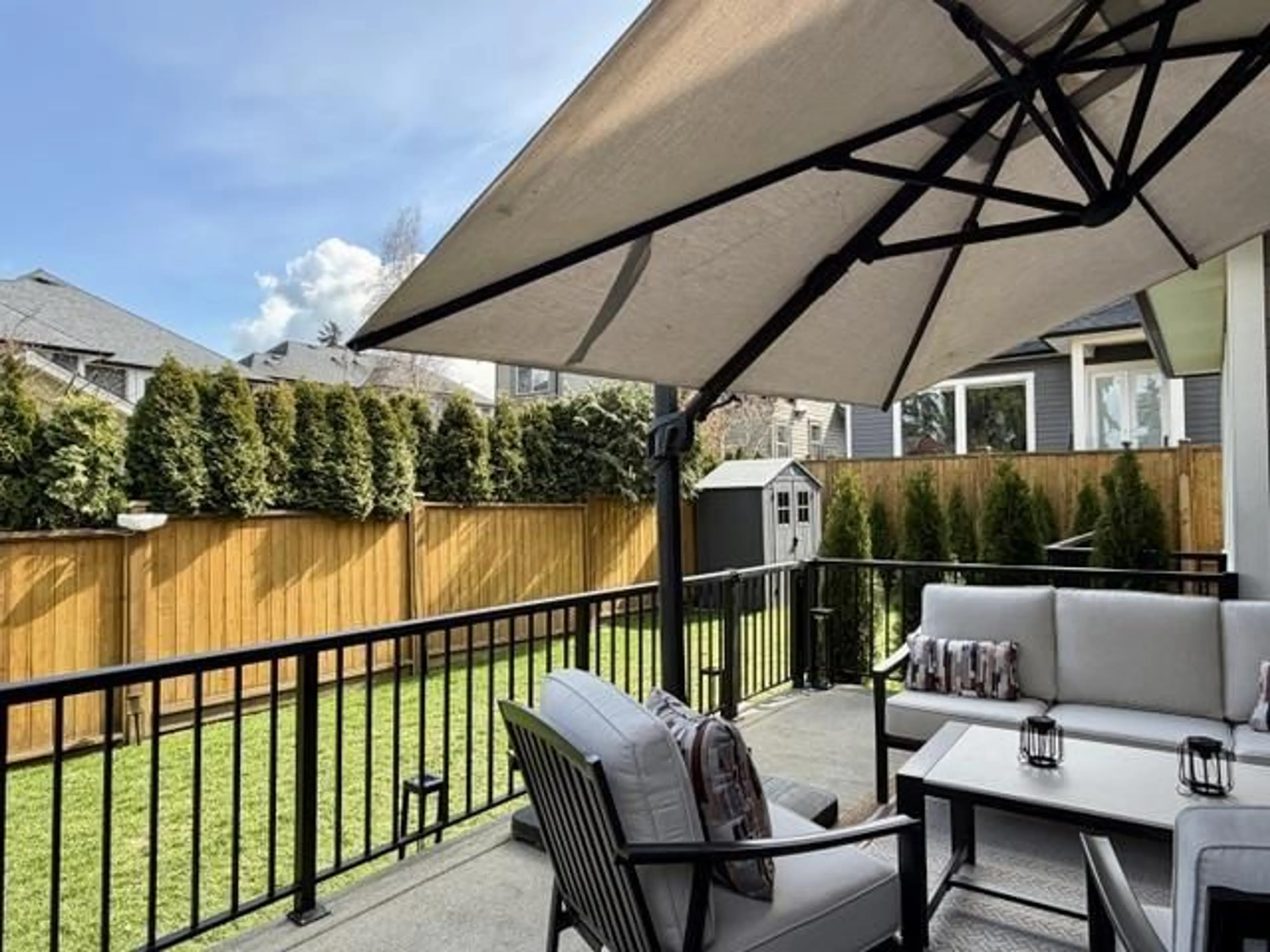 Patio, mountain view for 2688 164 STREET, Surrey British Columbia V3Z0P3