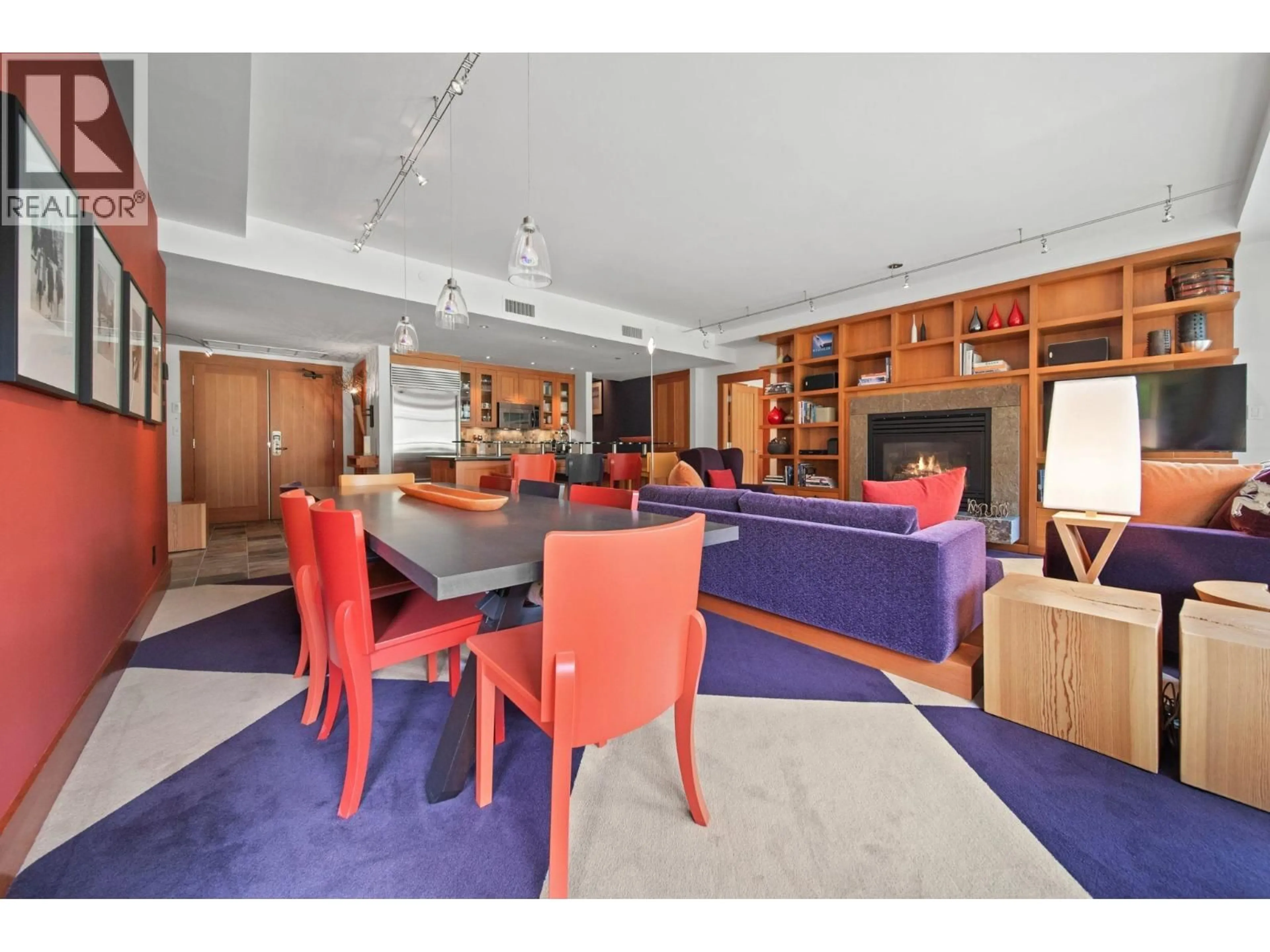 Lobby for 614 - 2202 GONDOLA WAY, Whistler British Columbia V8E0M7