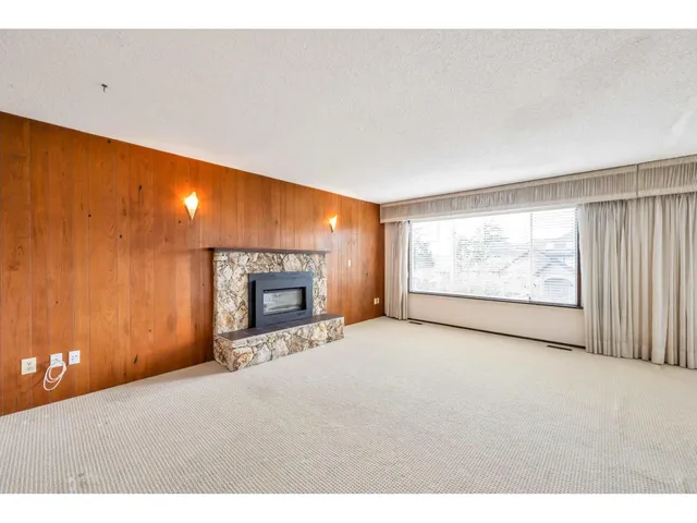 14237 69 AVENUE, Surrey 5
