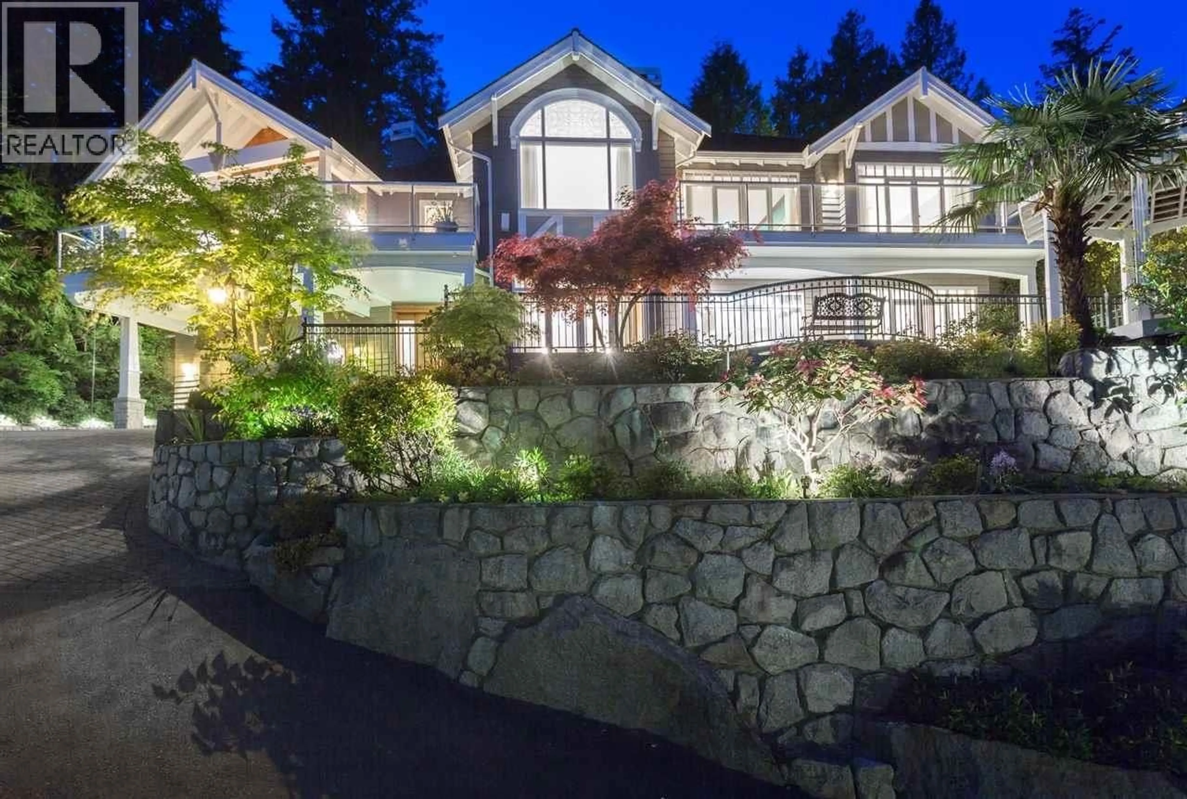 A pic from outside/outdoor area/front of a property/back of a property/a pic from drone, mountain view for 3395 THOMPSON CRESCENT, West Vancouver British Columbia V7V3E9