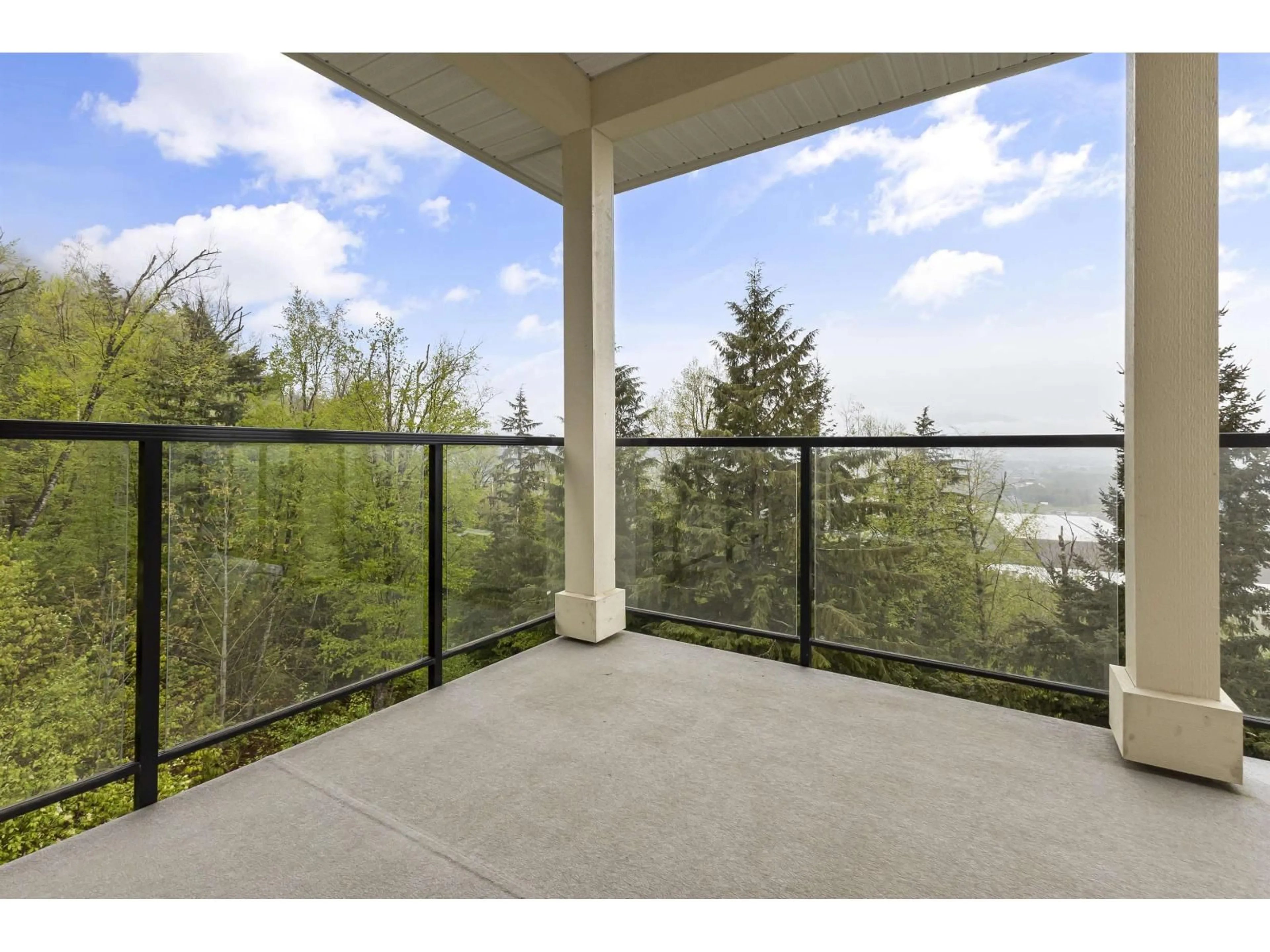 Patio, water/lake/river/ocean view for 133 - 6026 LINDEMAN STREET, Chilliwack British Columbia V2R0W1