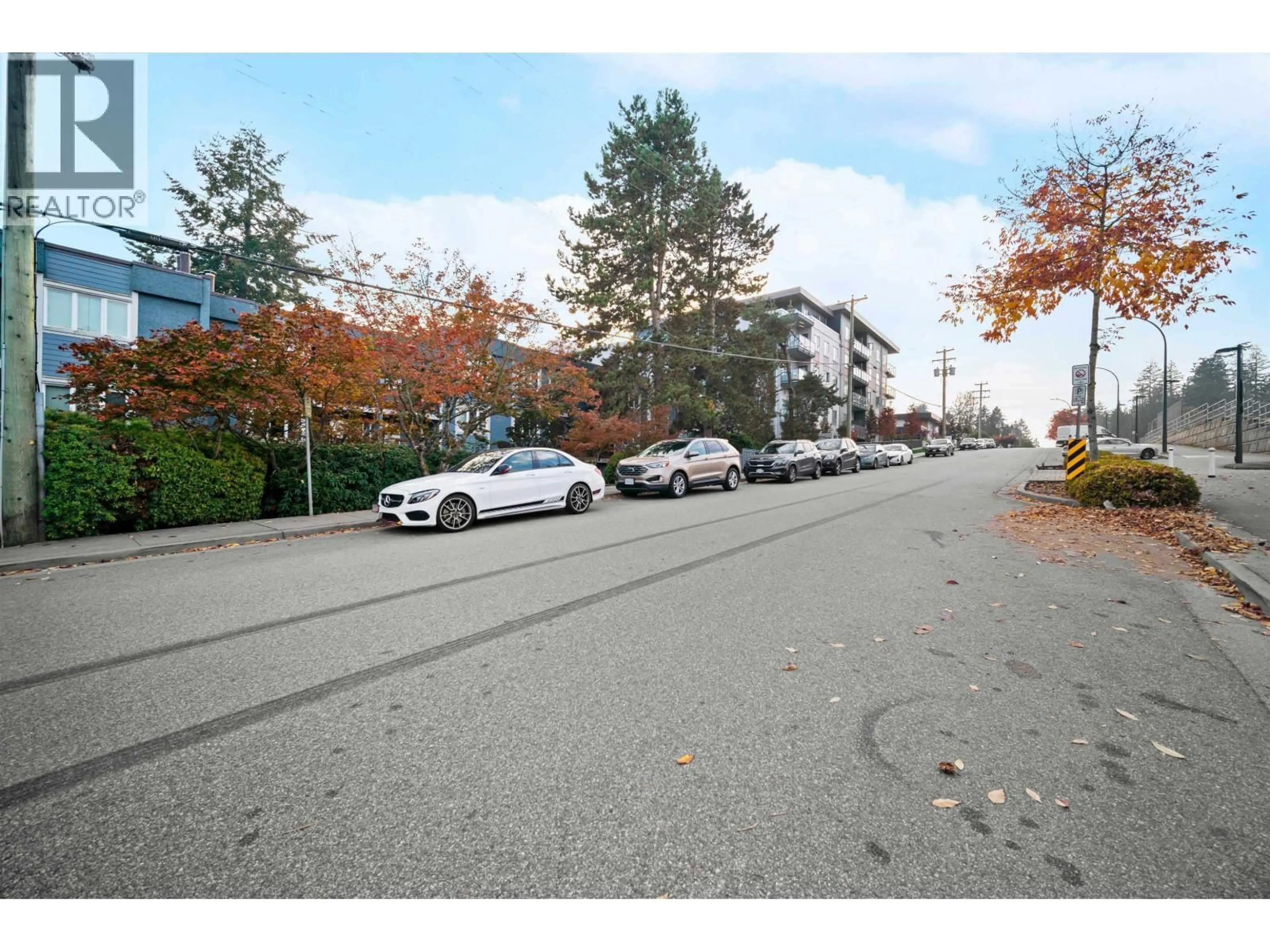 Parking for 203 - 1122 KING ALBERT AVENUE, Coquitlam British Columbia V3J1X7