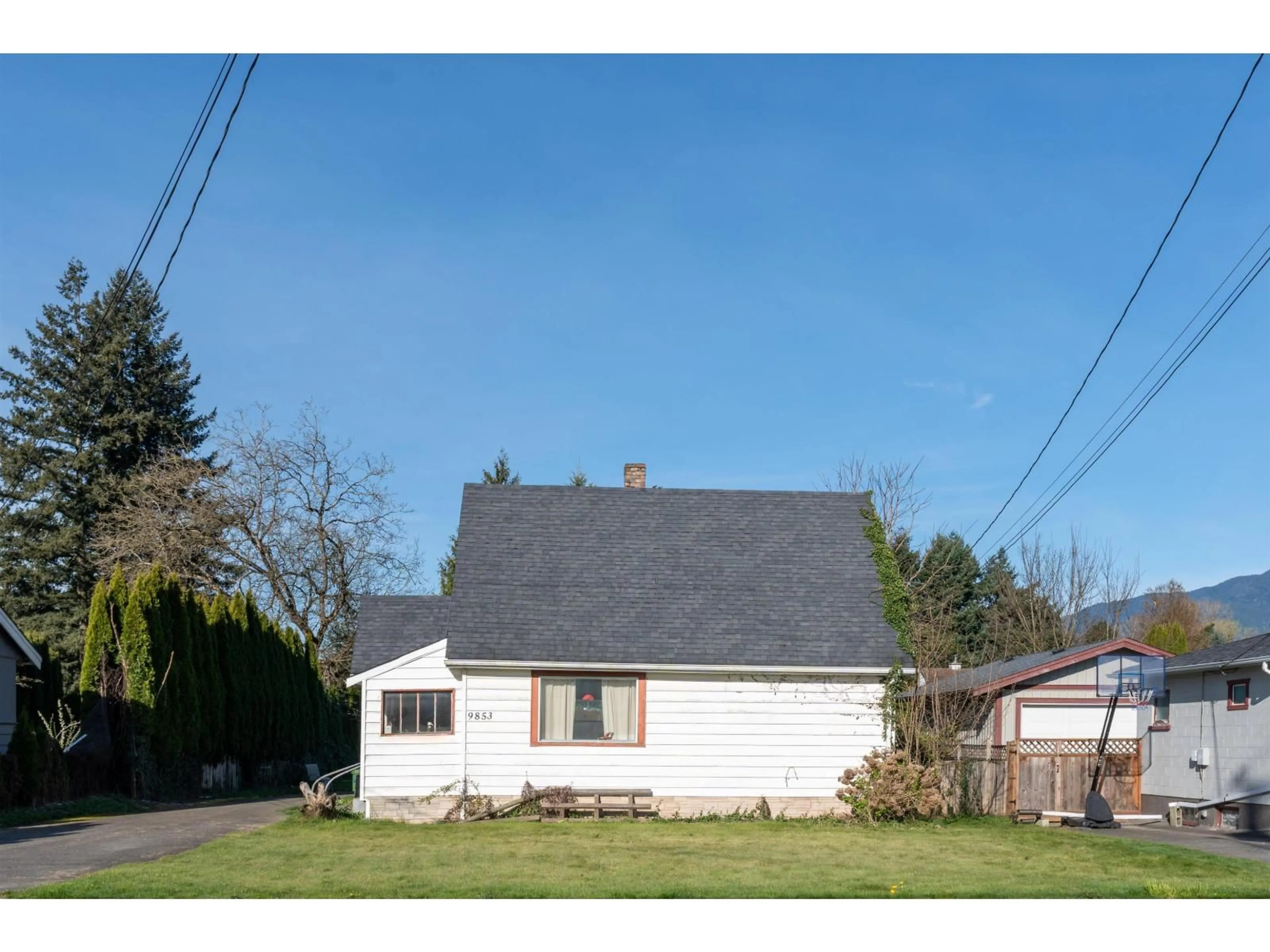 Unknown for 9853 YOUNG ROAD, Chilliwack British Columbia V2P4T8