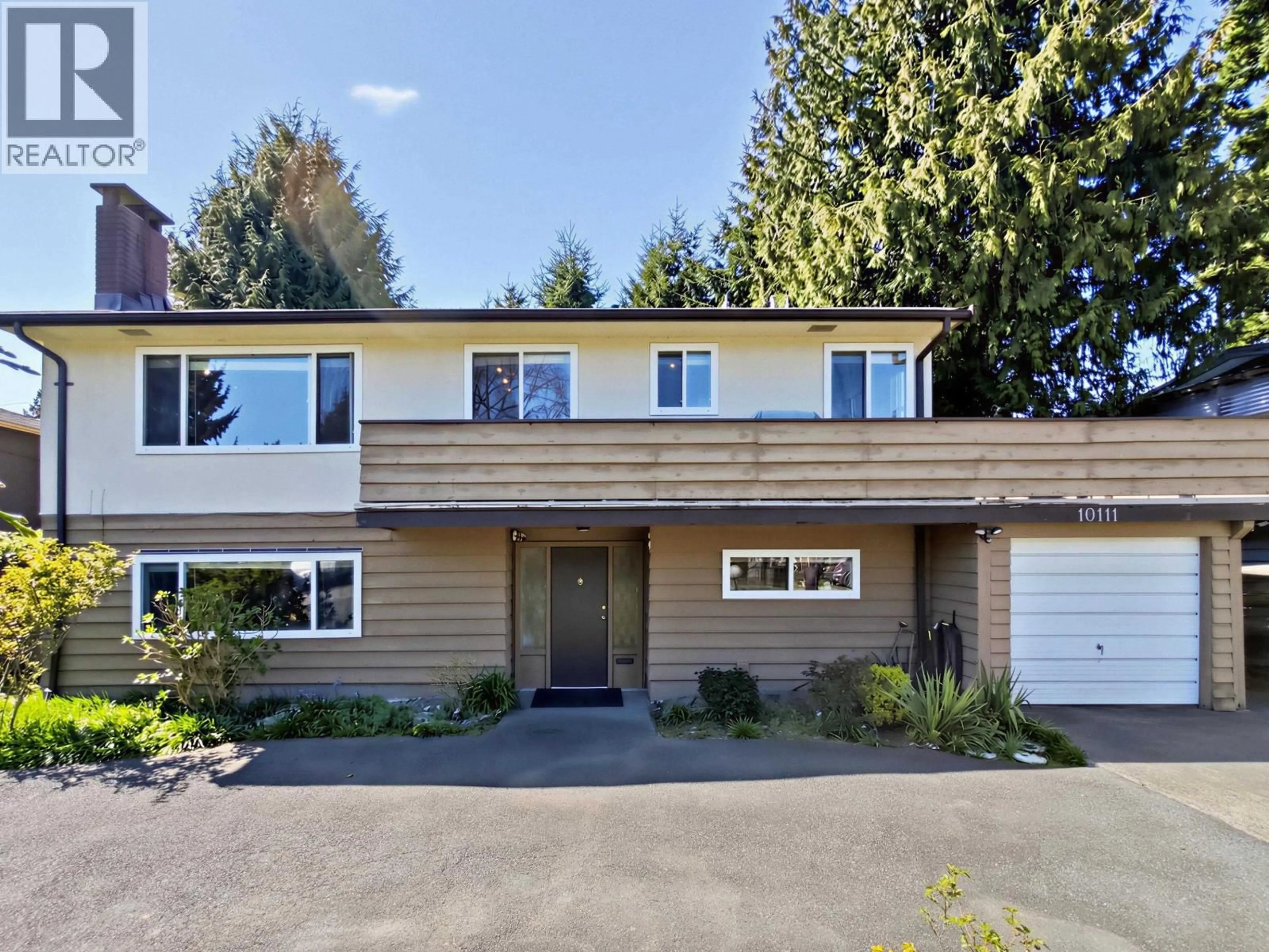 Home with vinyl exterior material, street for 10111 AINSWORTH CRESCENT, Richmond British Columbia V7A3V3