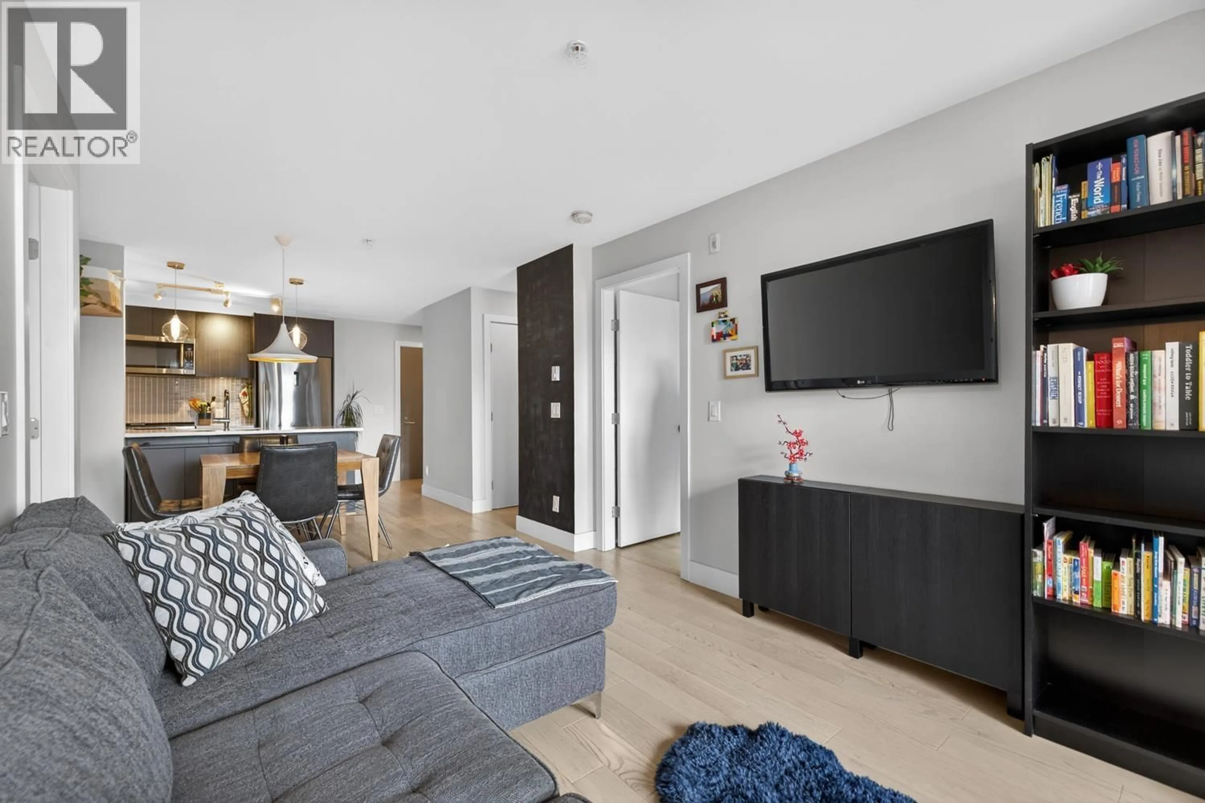 Living room with furniture, unknown for 413 - 2477 CAROLINA STREET, Vancouver British Columbia V5T0G8