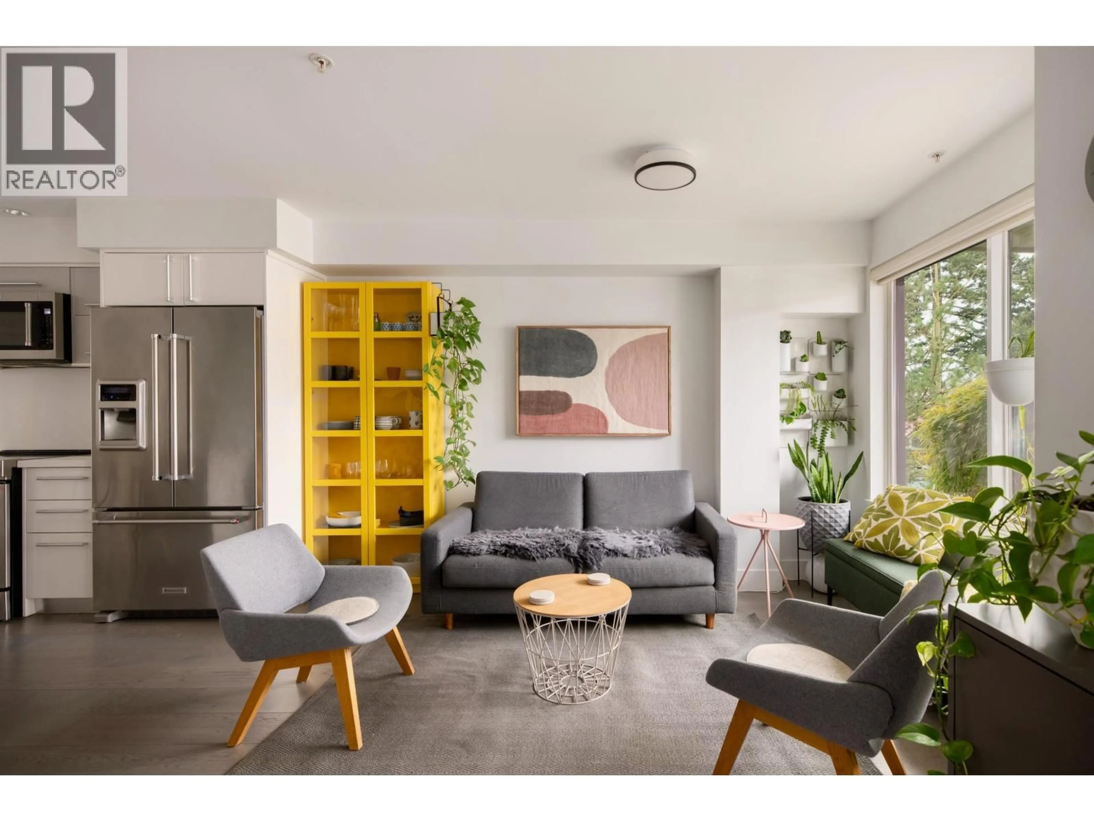 Living room with furniture, unknown for 4 - 2358 WESTERN AVENUE, North Vancouver British Columbia V7M2L3