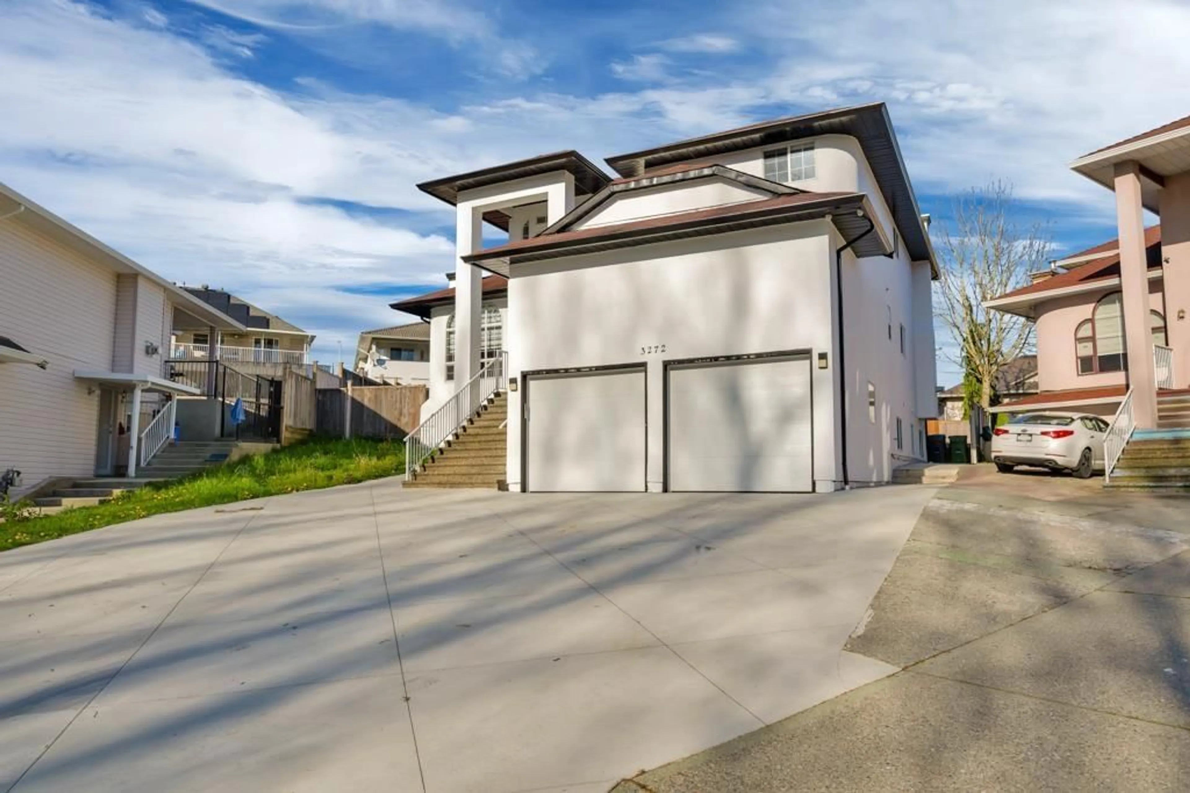 Indoor garage for 3272 QUAIL COURT, Abbotsford British Columbia V2T6N1