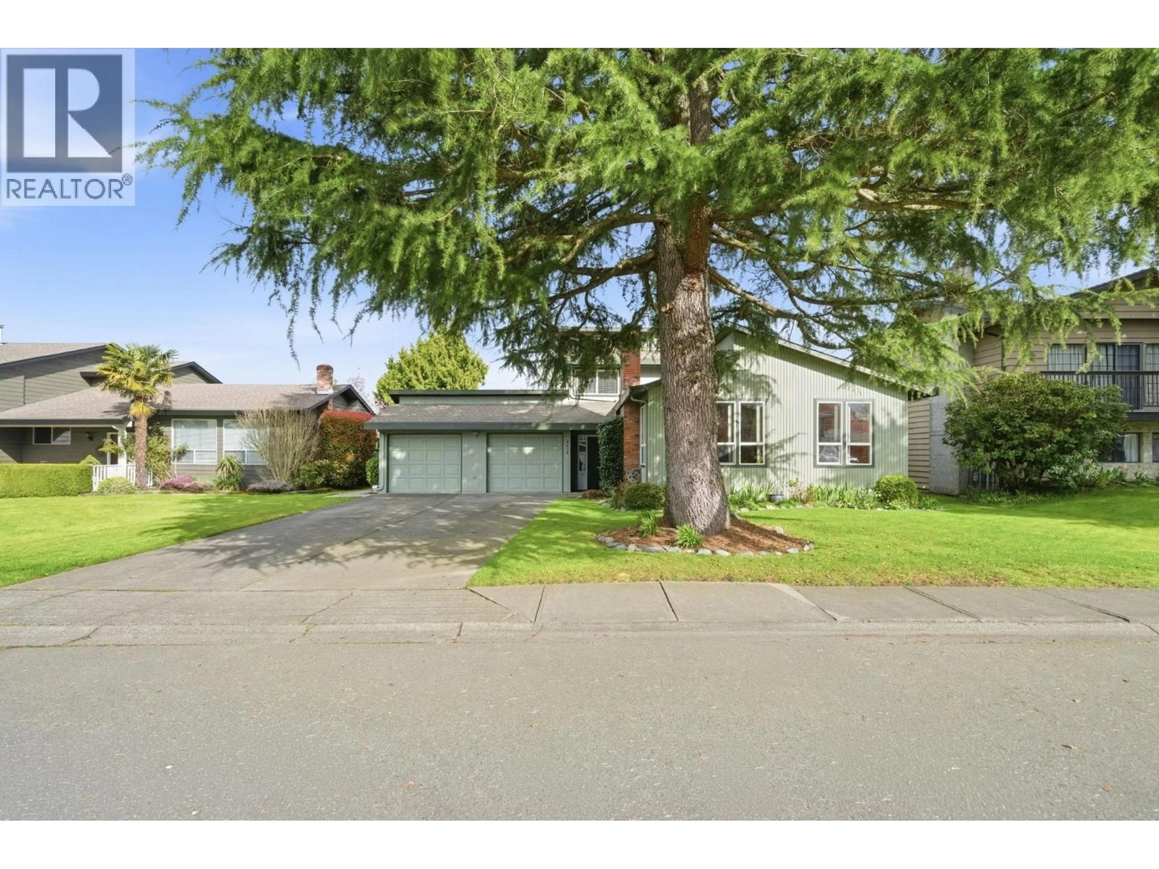 A pic from outside/outdoor area/front of a property/back of a property/a pic from drone, street for 4614 54 STREET, Delta British Columbia V4K3V2