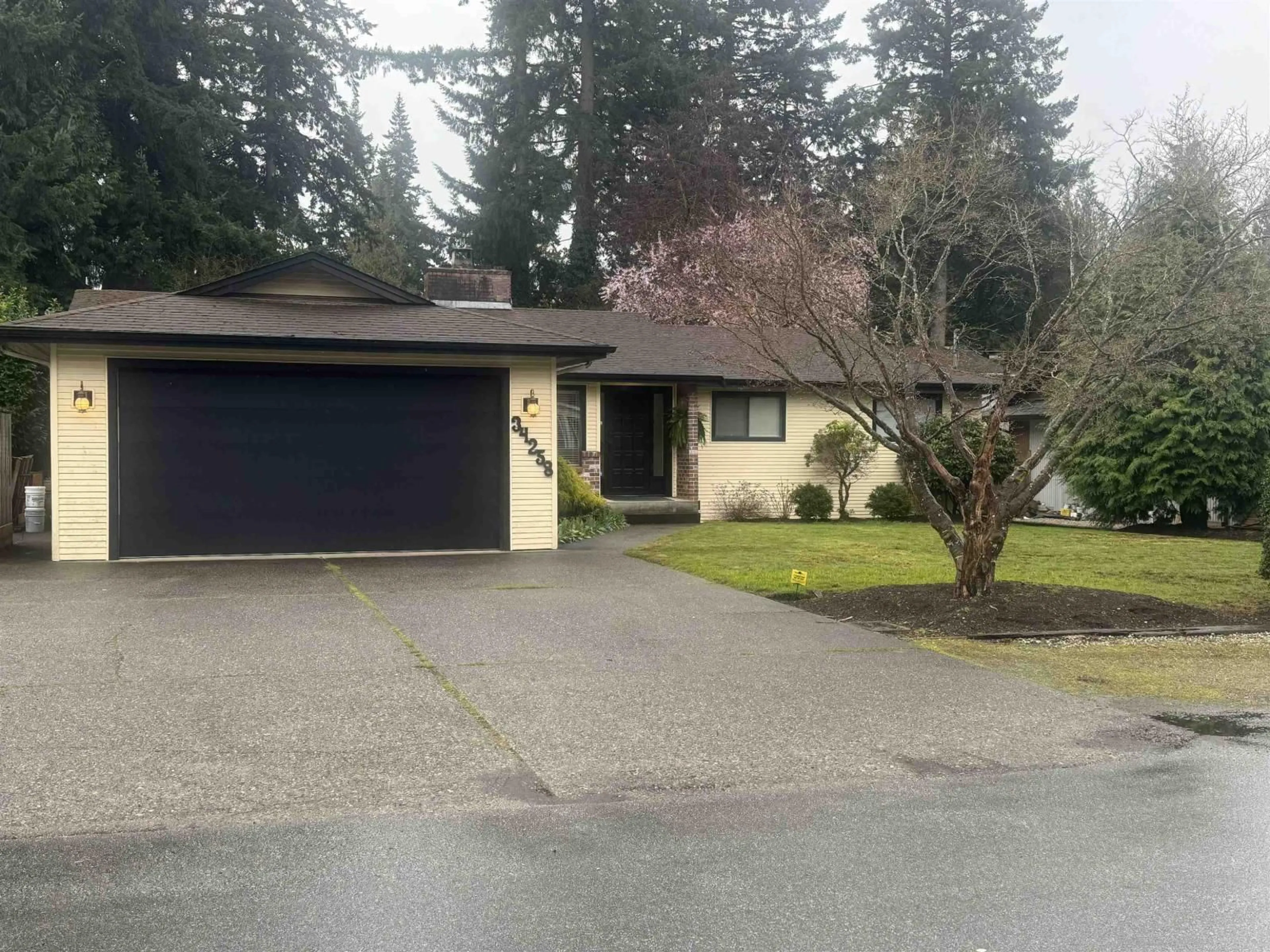 Unknown for 34258 REDWOOD AVENUE, Abbotsford British Columbia V2S2T7