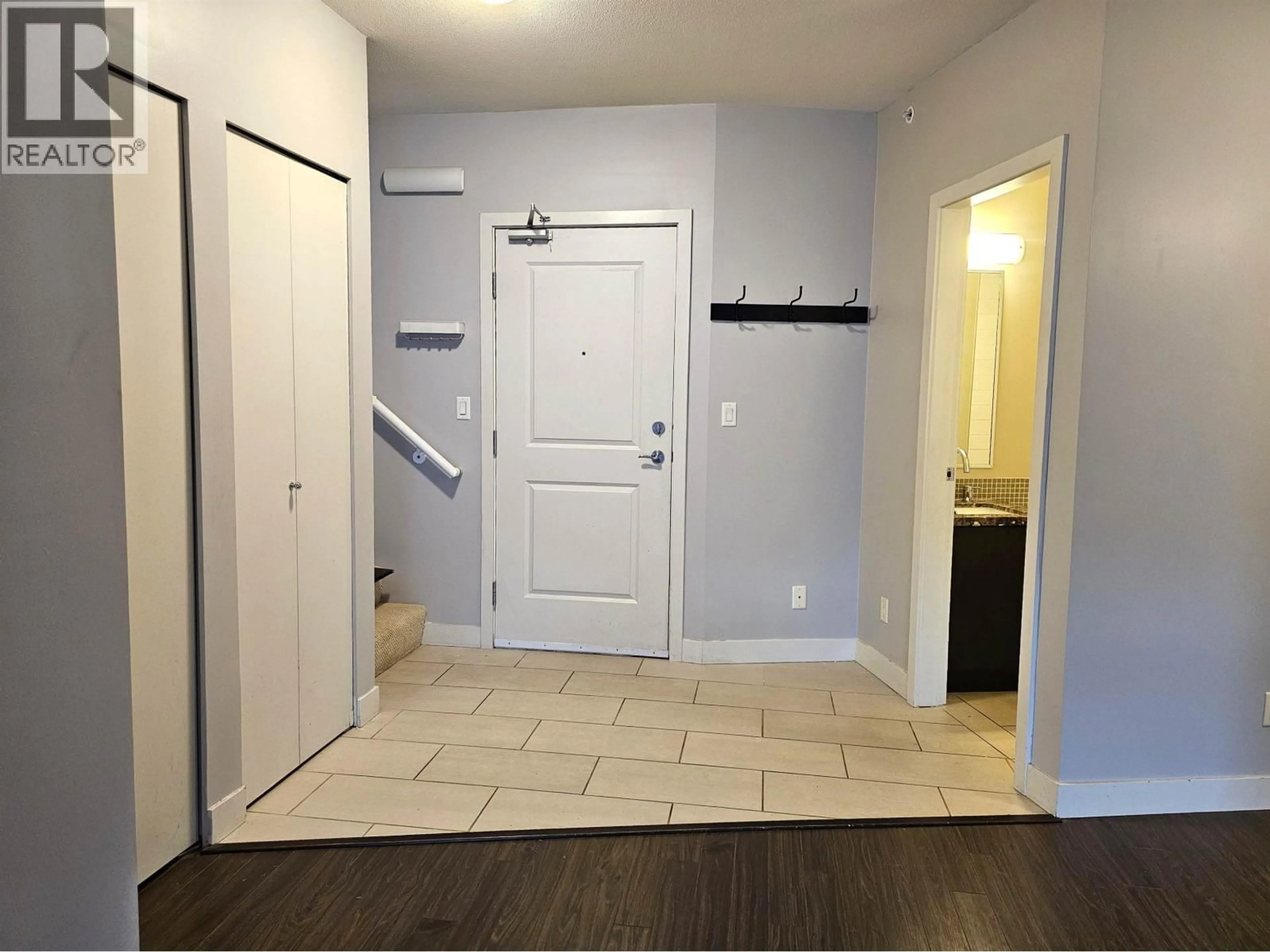 Indoor entryway for 312 - 41105 TANTALUS ROAD, Squamish British Columbia V8B0N3