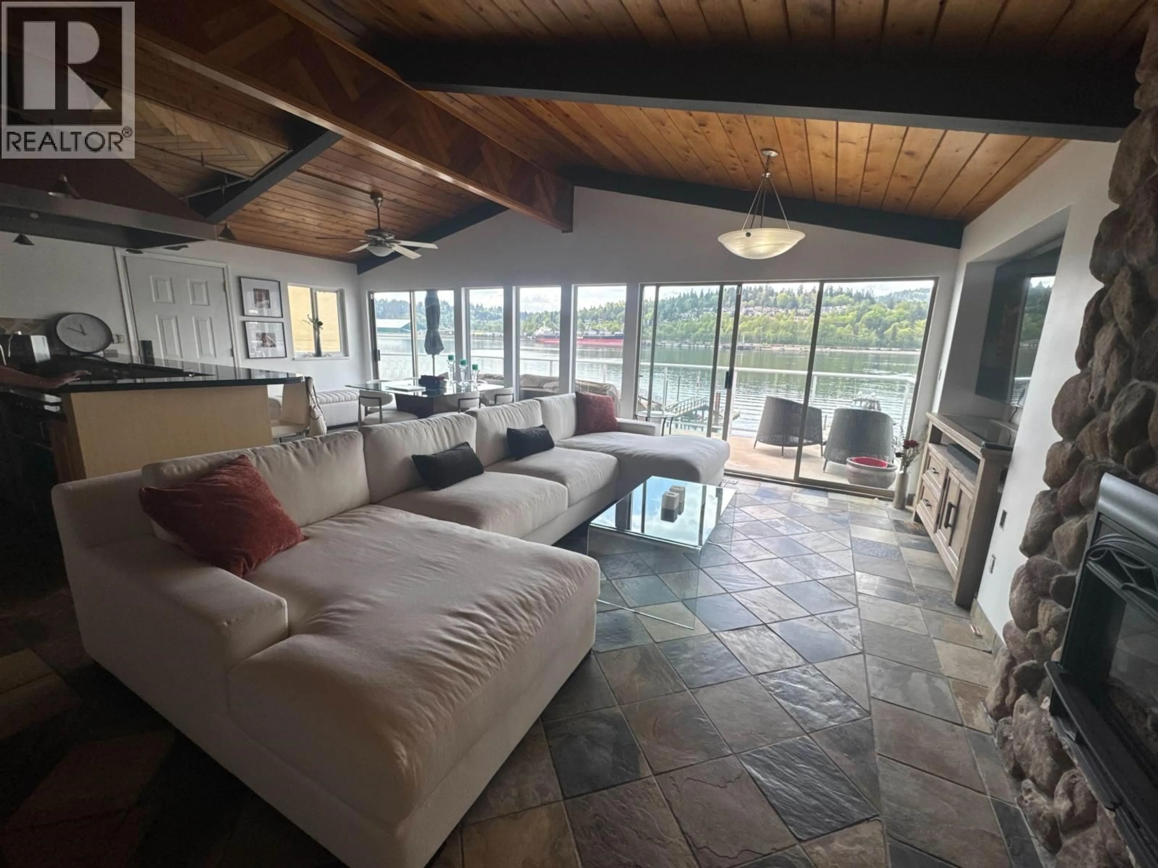 Living room with furniture, ceramic/tile floor for 1132 ALDERSIDE ROAD, Port Moody British Columbia V3H3A6