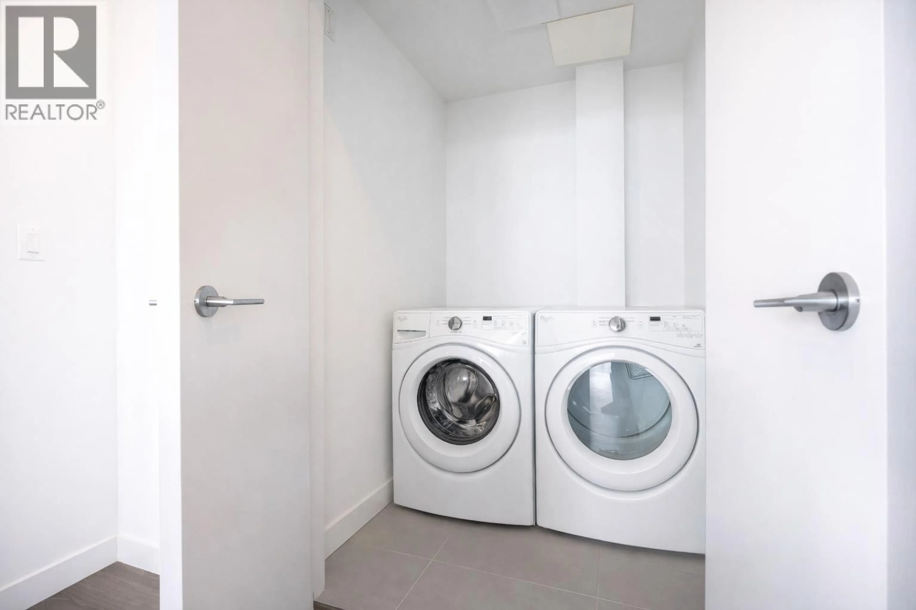 Laundry room for 3506 - 4670 ASSEMBLY WAY, Burnaby British Columbia V5H0H3