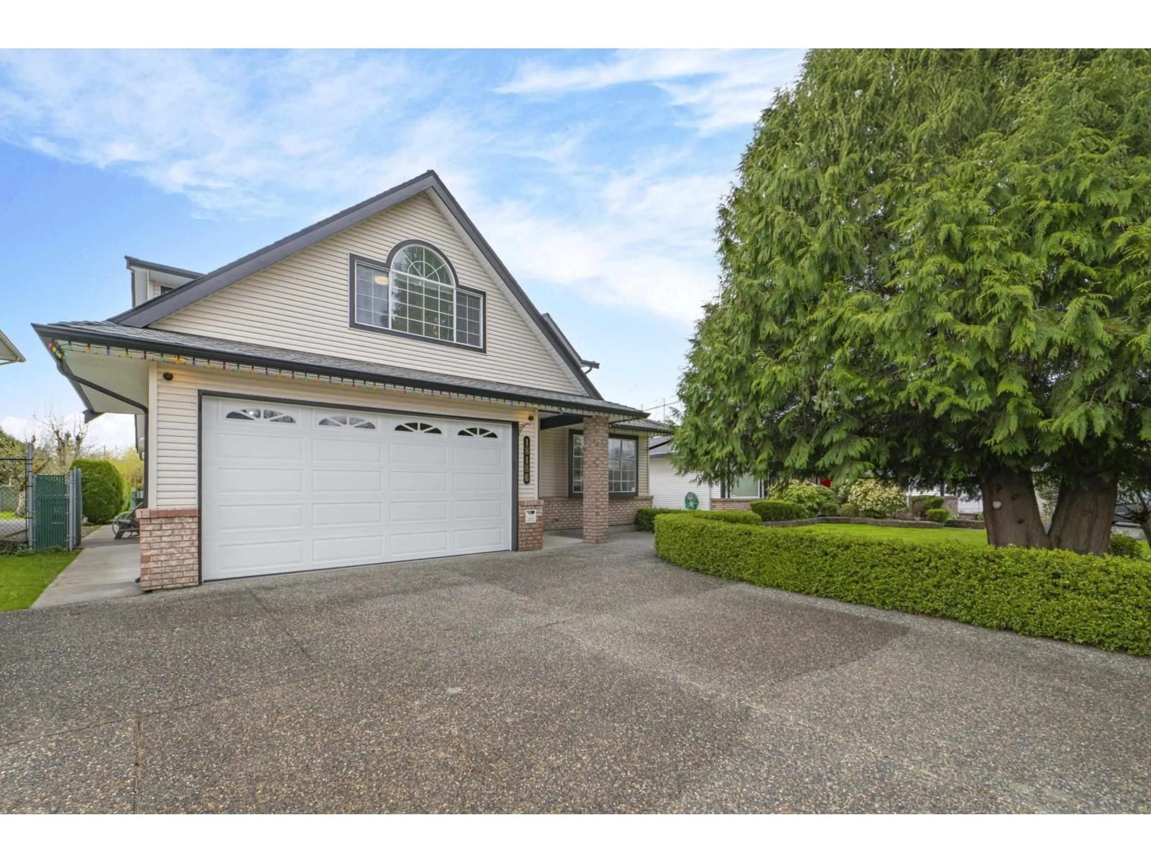 Unknown for 18186 CLAYTONWOOD CRESCENT, Surrey British Columbia V3S8G8