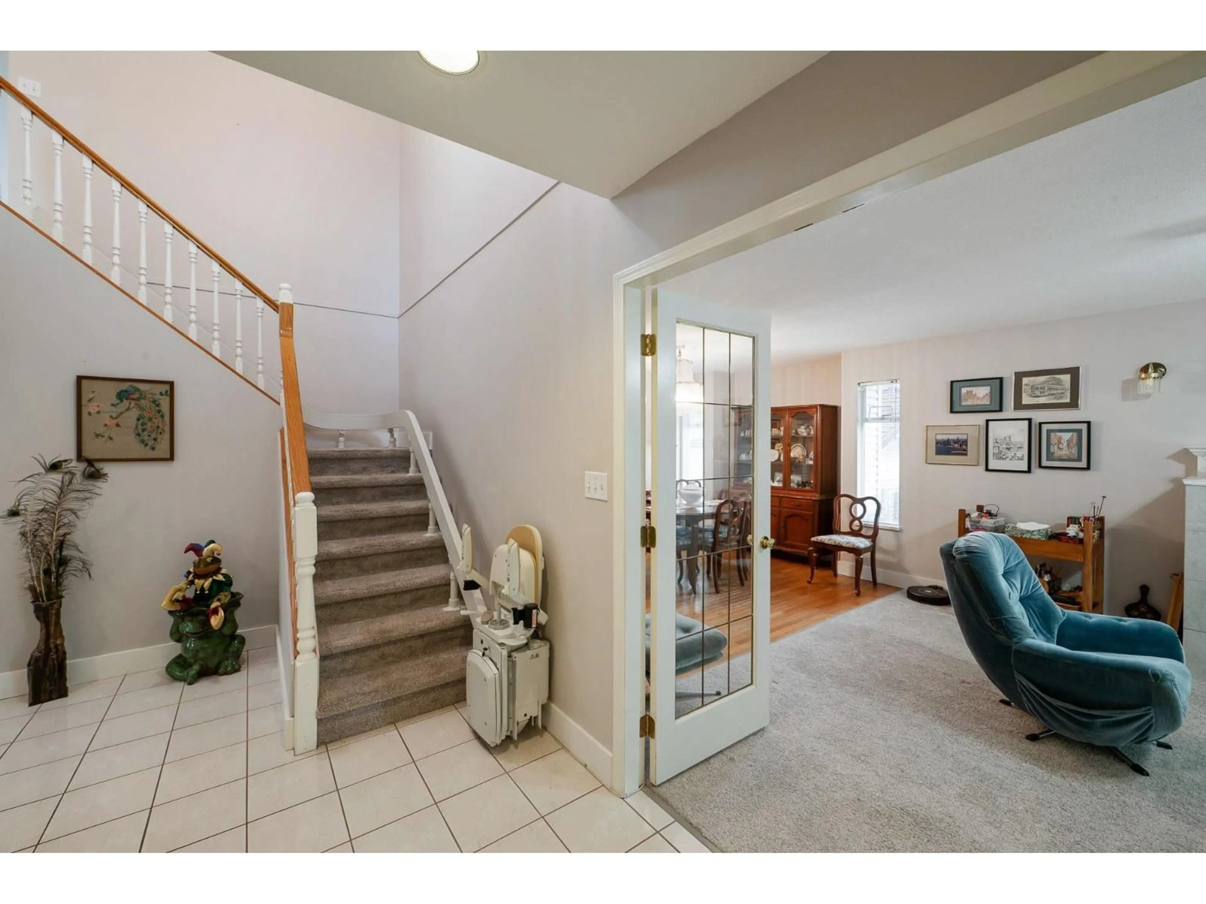 Indoor foyer for 18186 CLAYTONWOOD CRESCENT, Surrey British Columbia V3S8G8