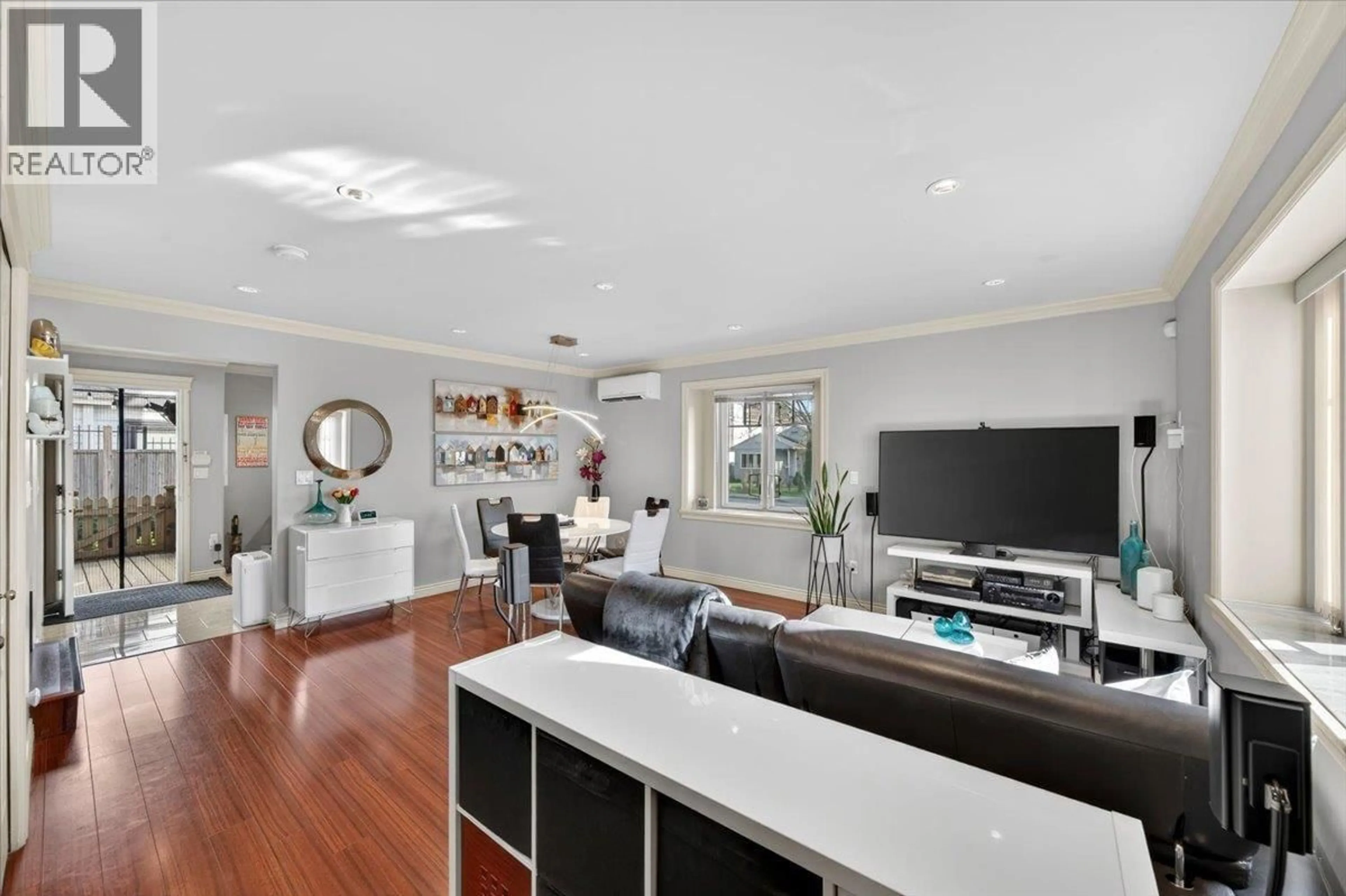 Unknown for 7012 GRIFFITHS AVENUE, Burnaby British Columbia V5E0B2