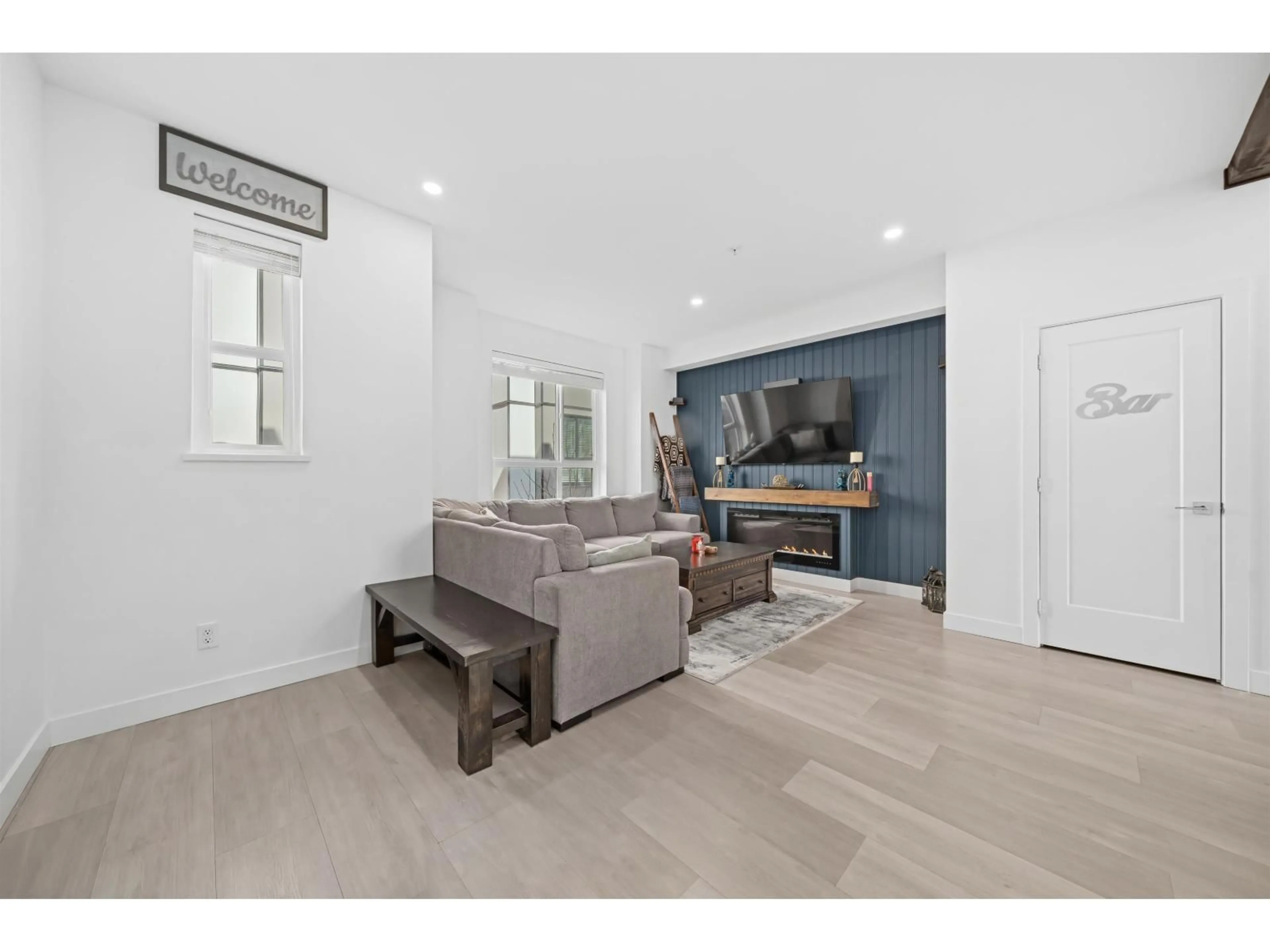 Unknown for 49 - 19760 55 AVENUE, Langley British Columbia V3A0L1