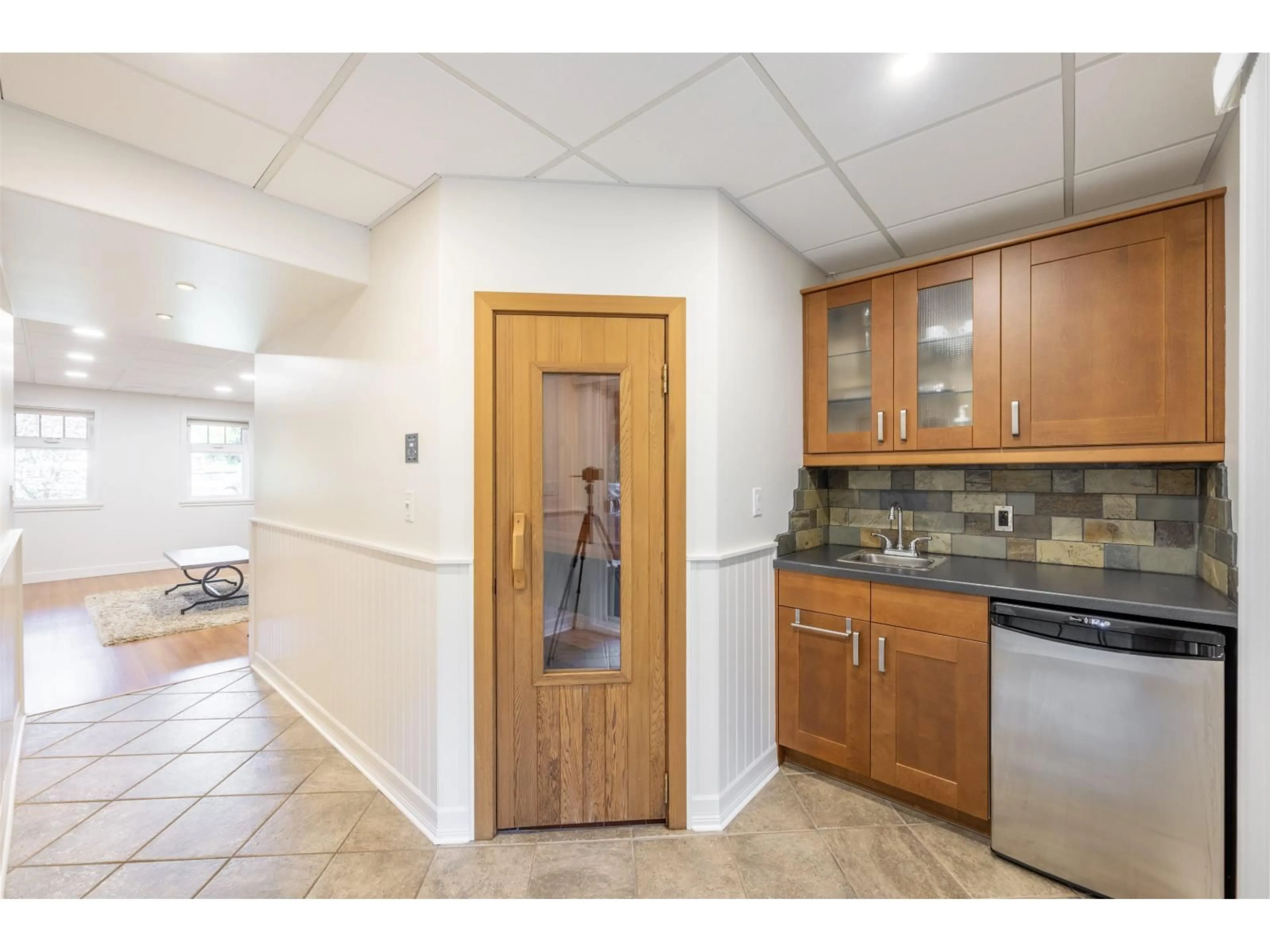 Standard kitchen, ceramic/tile floor for 20978 92 AVENUE, Langley British Columbia V1M2B4