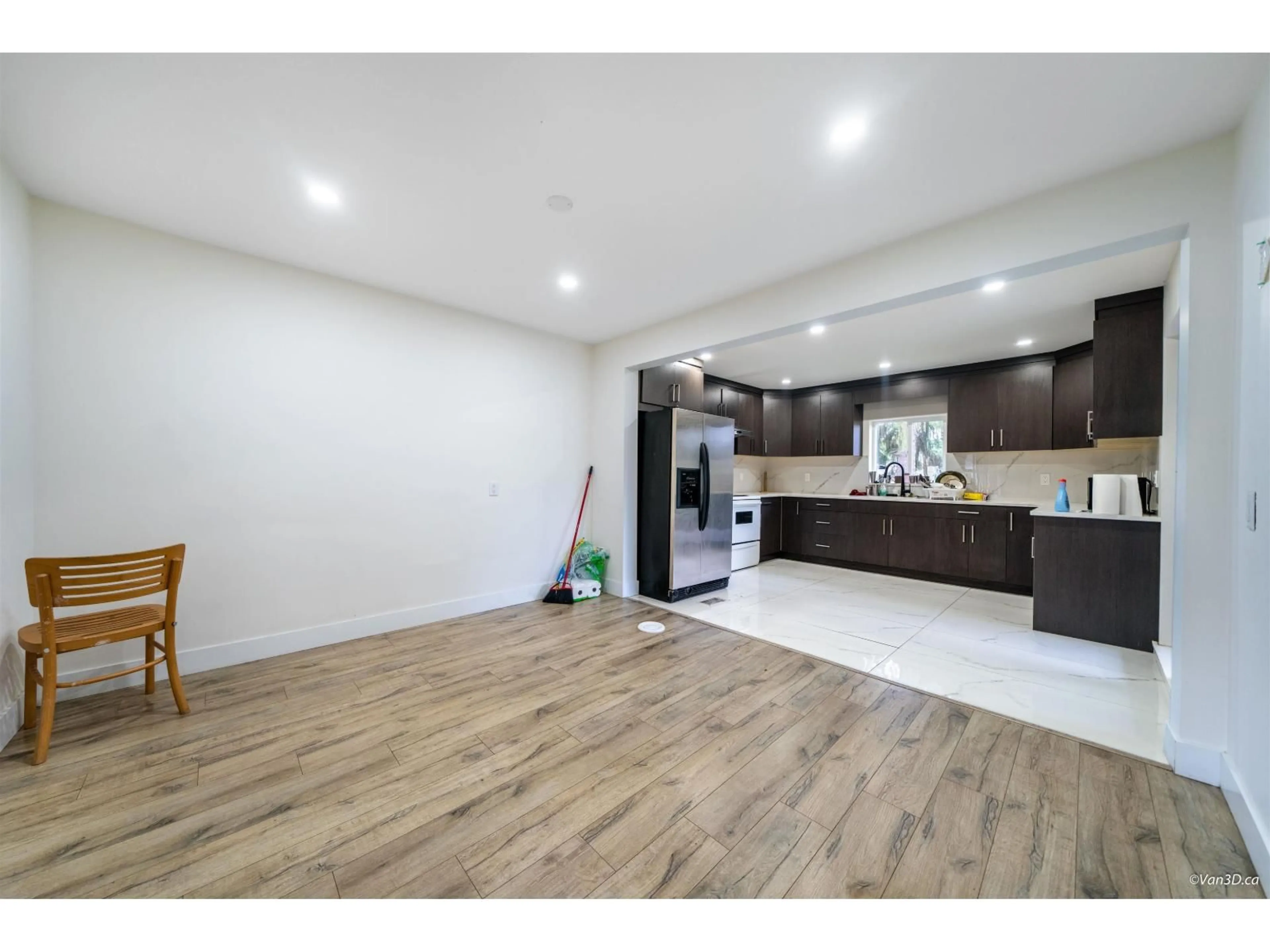 Open concept kitchen, unknown for 12965 98 AVENUE, Surrey British Columbia V3T1B3