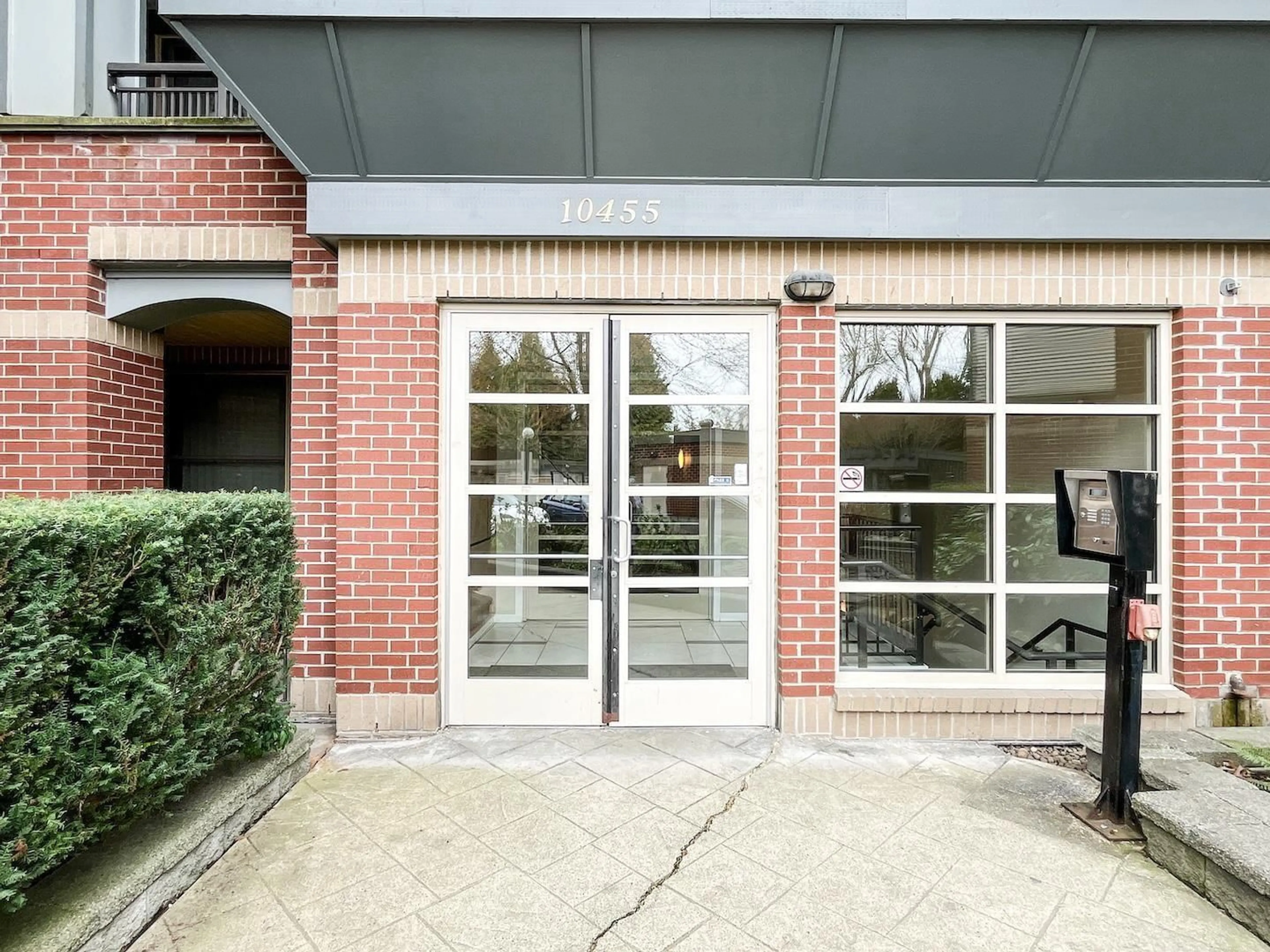 Unknown for 208 - 10455 UNIVERSITY DRIVE, Surrey British Columbia V3T0A5