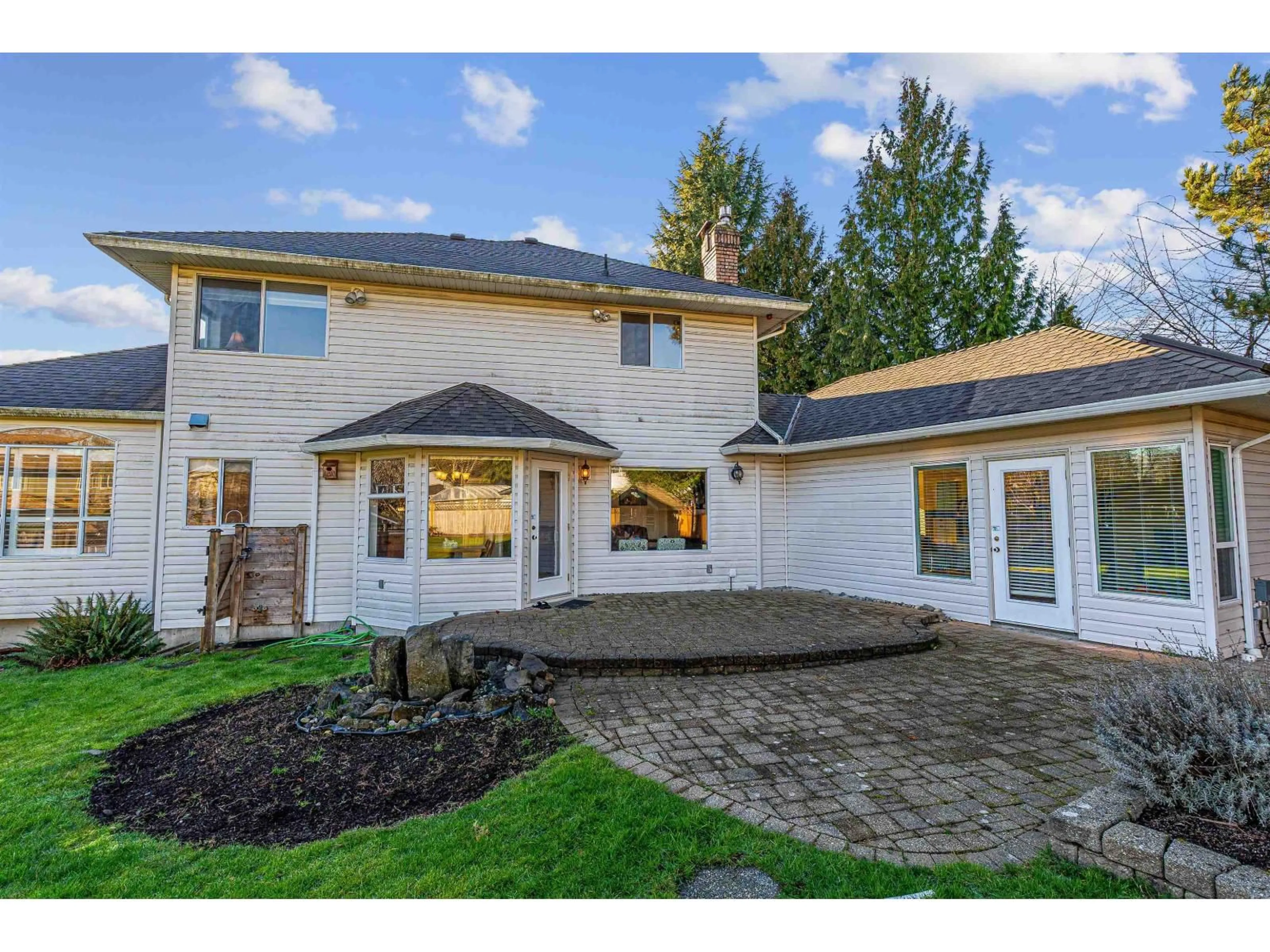 Unknown for 14247 86 AVENUE, Surrey British Columbia V3W0S6