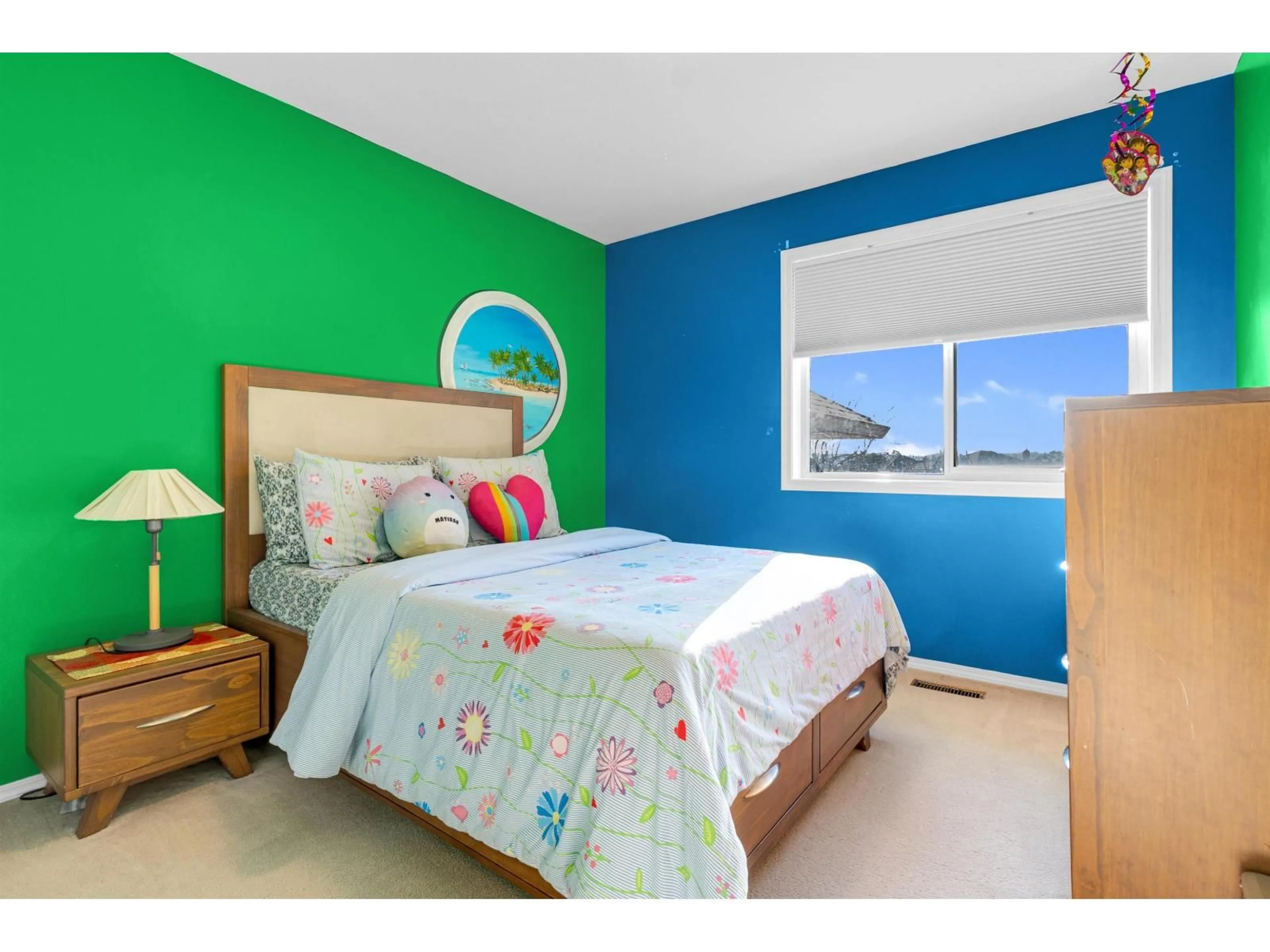 Bedroom with bed, wood/laminate floor for 14247 86 AVENUE, Surrey British Columbia V3W0S6