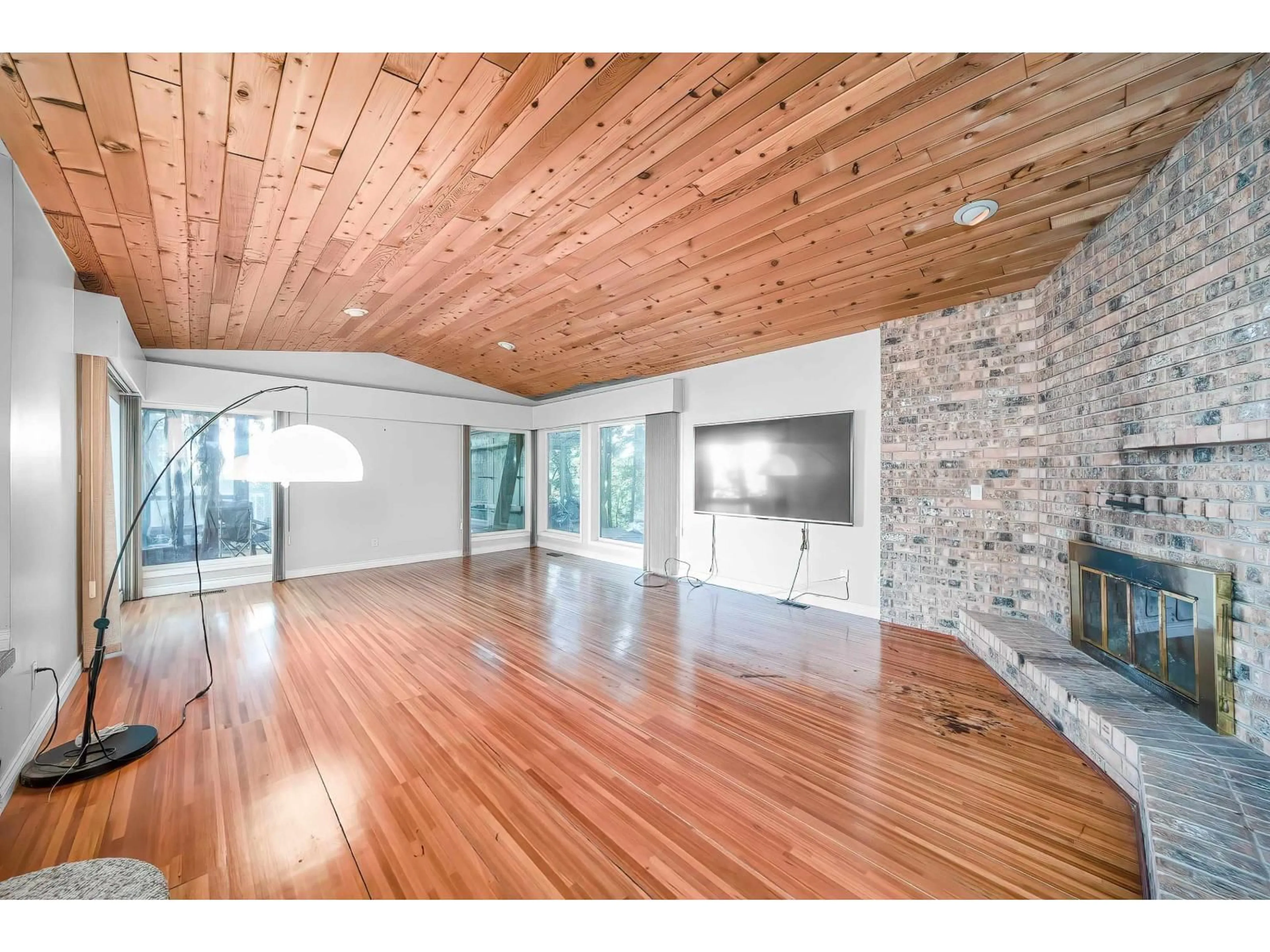 Unknown for 5242 STATION ROAD, Surrey British Columbia V3X3C4