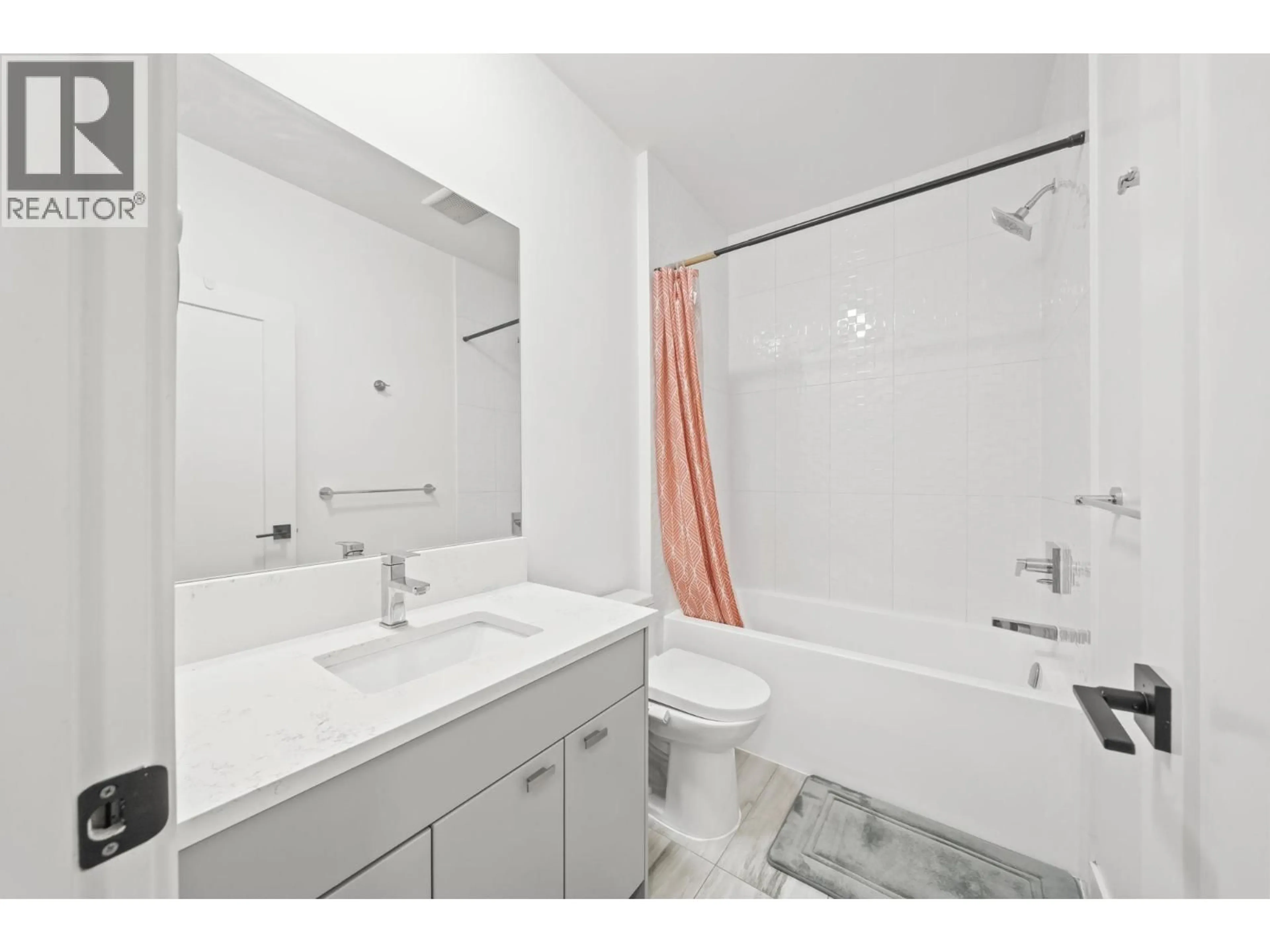 Standard bathroom, unknown for 213 - 12320 222 STREET, Maple Ridge British Columbia V2X4K8