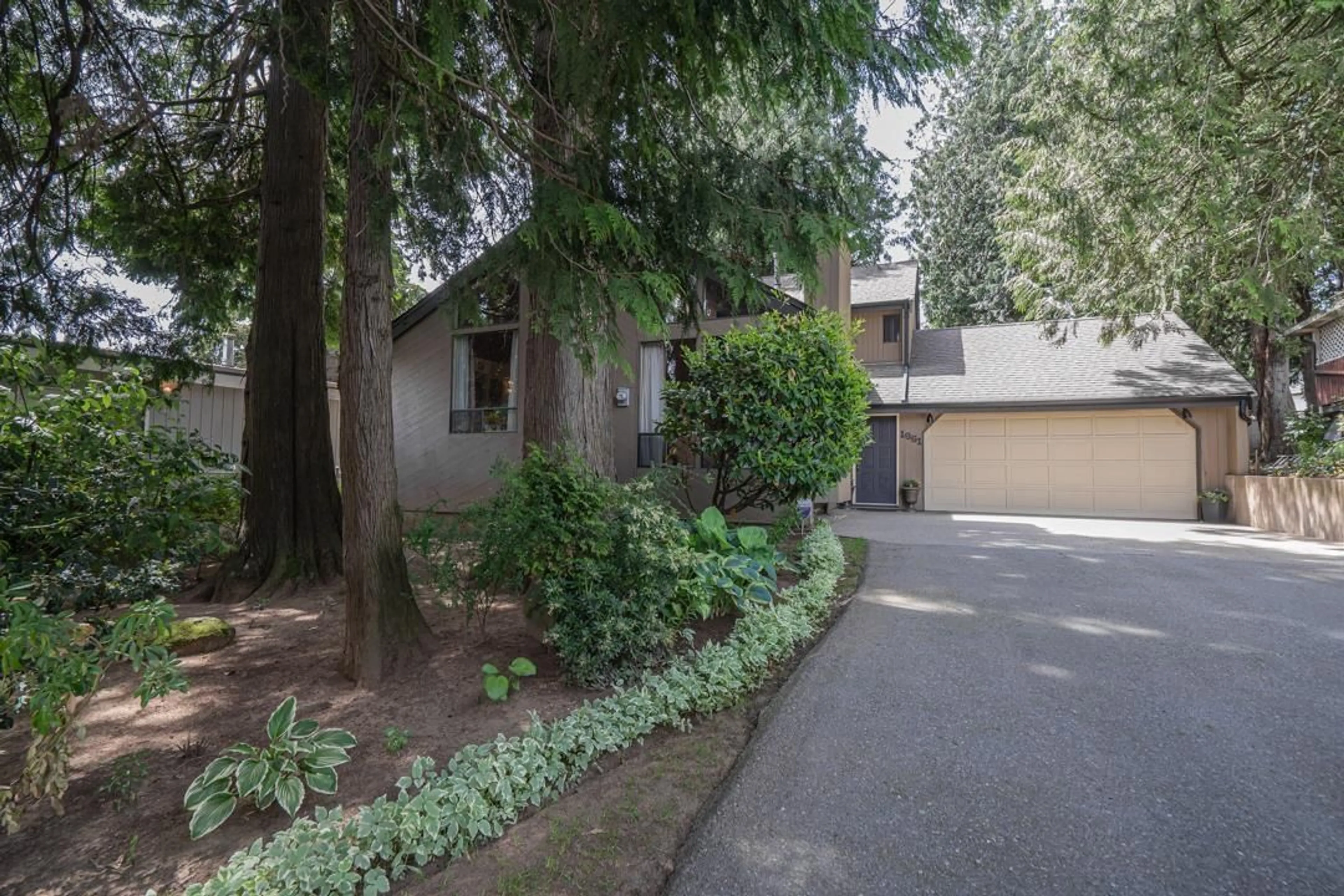Unknown for 1961 DAHL CRESCENT, Abbotsford British Columbia V2S4B6