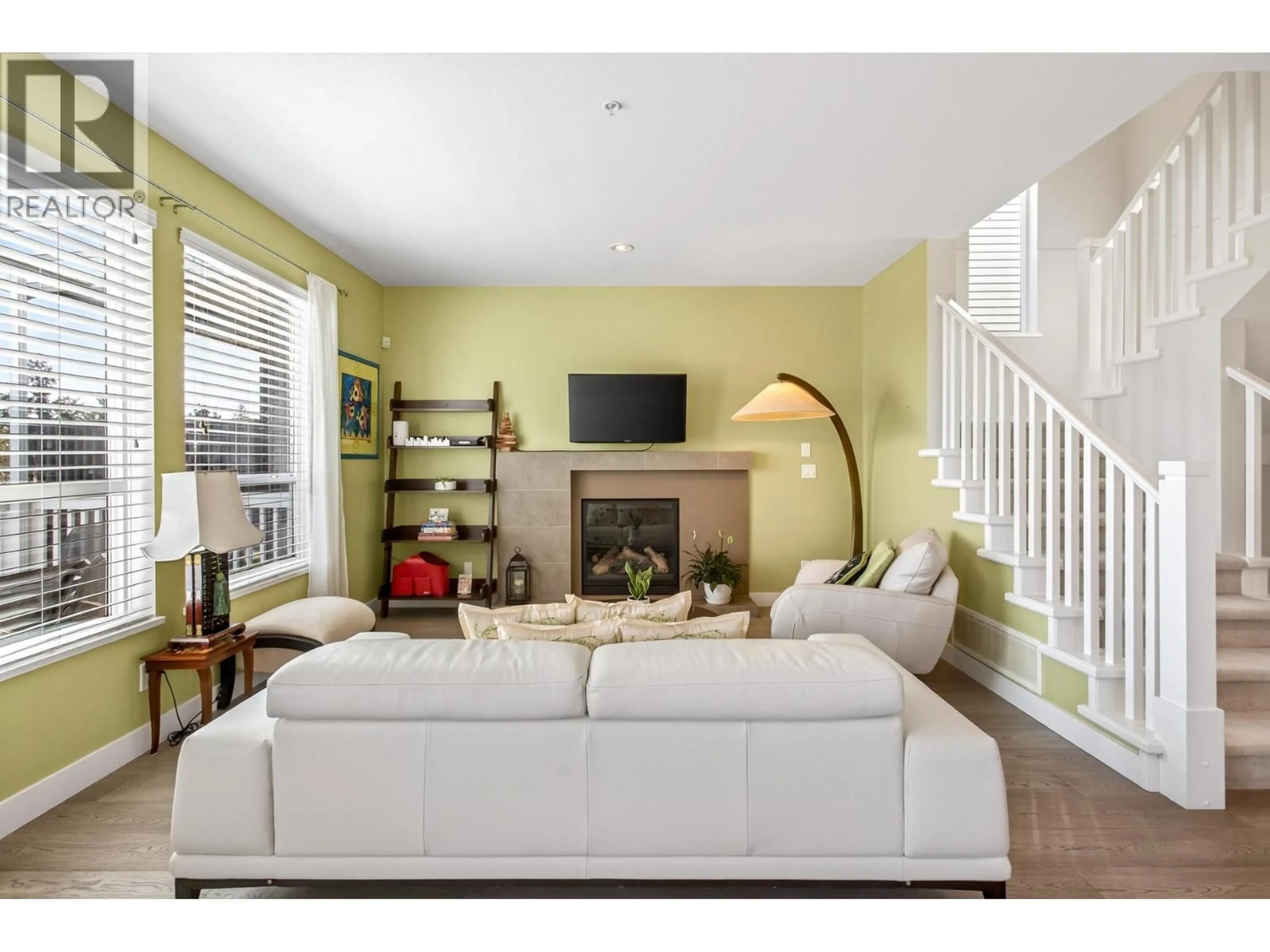 Living room with furniture, unknown for 1280 CITADEL DRIVE, Port Coquitlam British Columbia V3C5X4