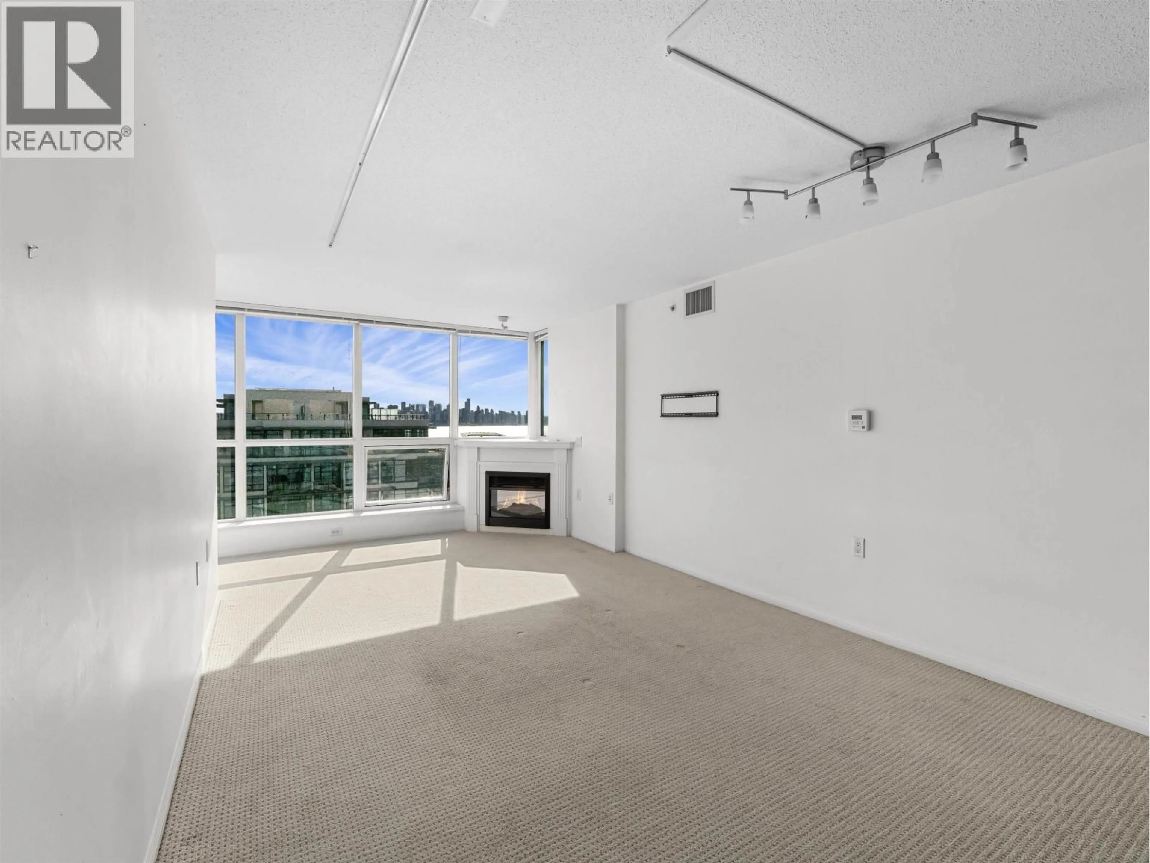 A pic of a room for 1404 - 188 ESPLANADE, North Vancouver British Columbia V7L4Y1