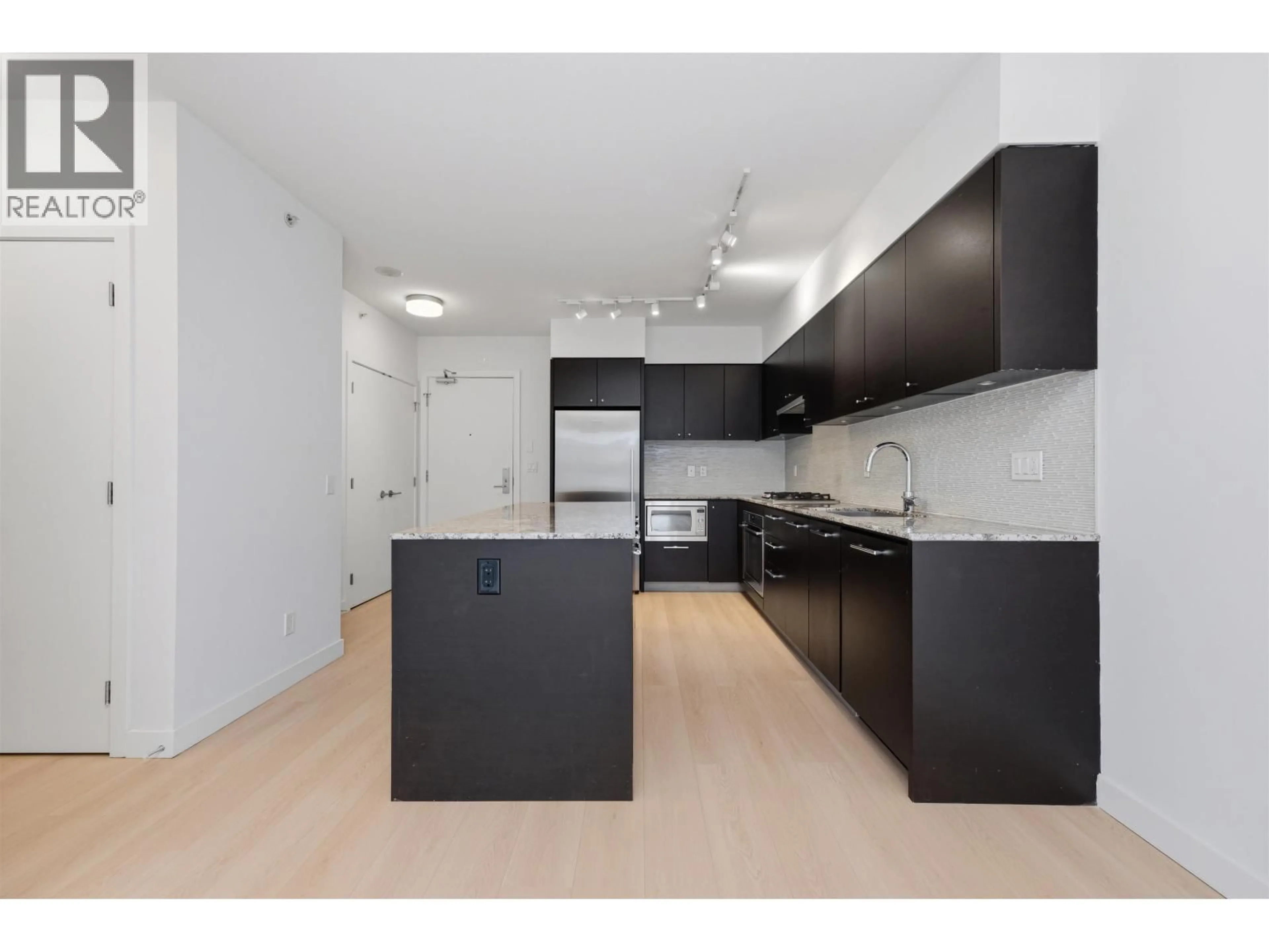 Unknown for 307 - 6180 COONEY ROAD, Richmond British Columbia V6Y0H2