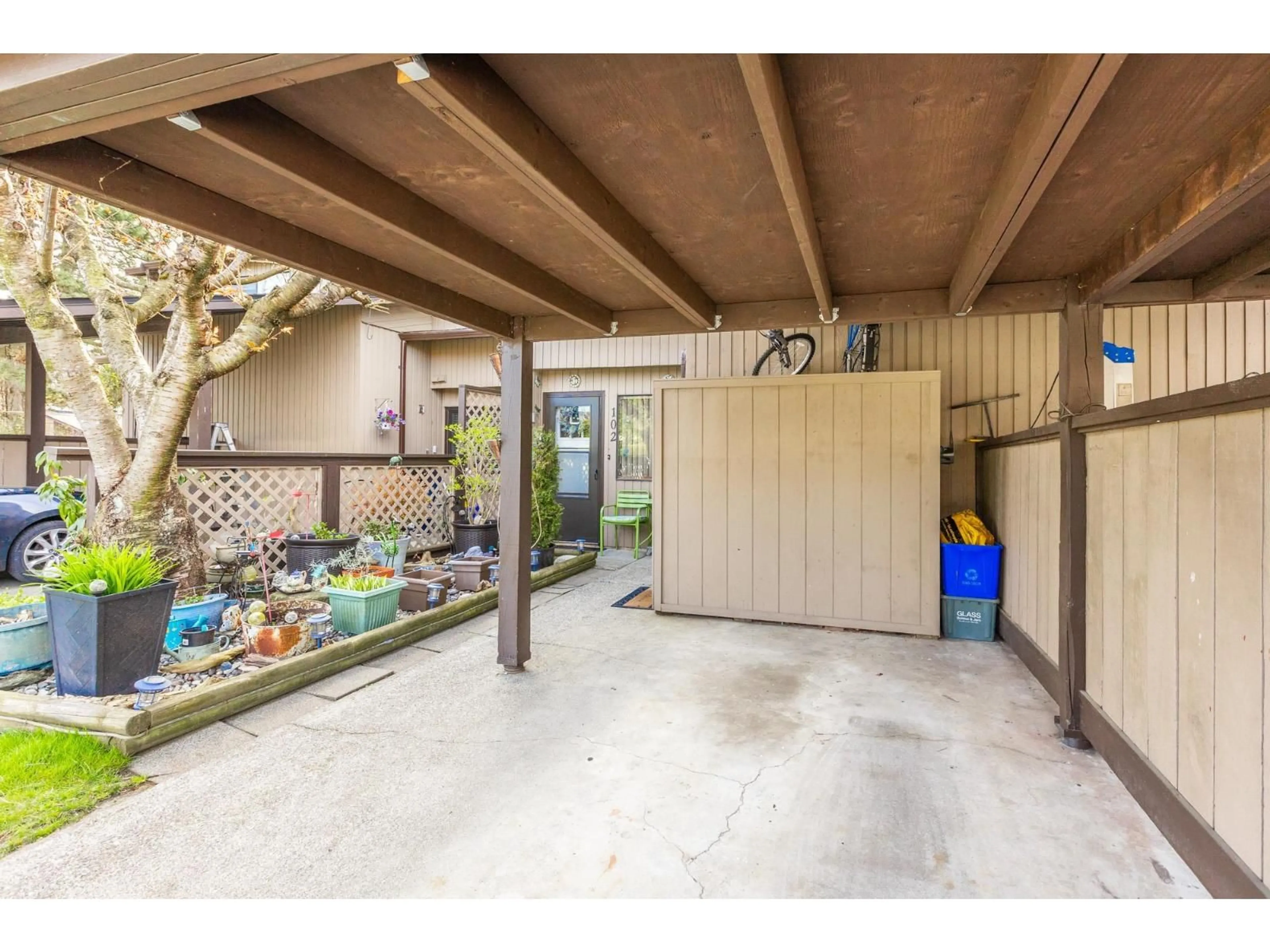 Unknown for 102 - 27044 32 AVENUE, Langley British Columbia V4W3T1