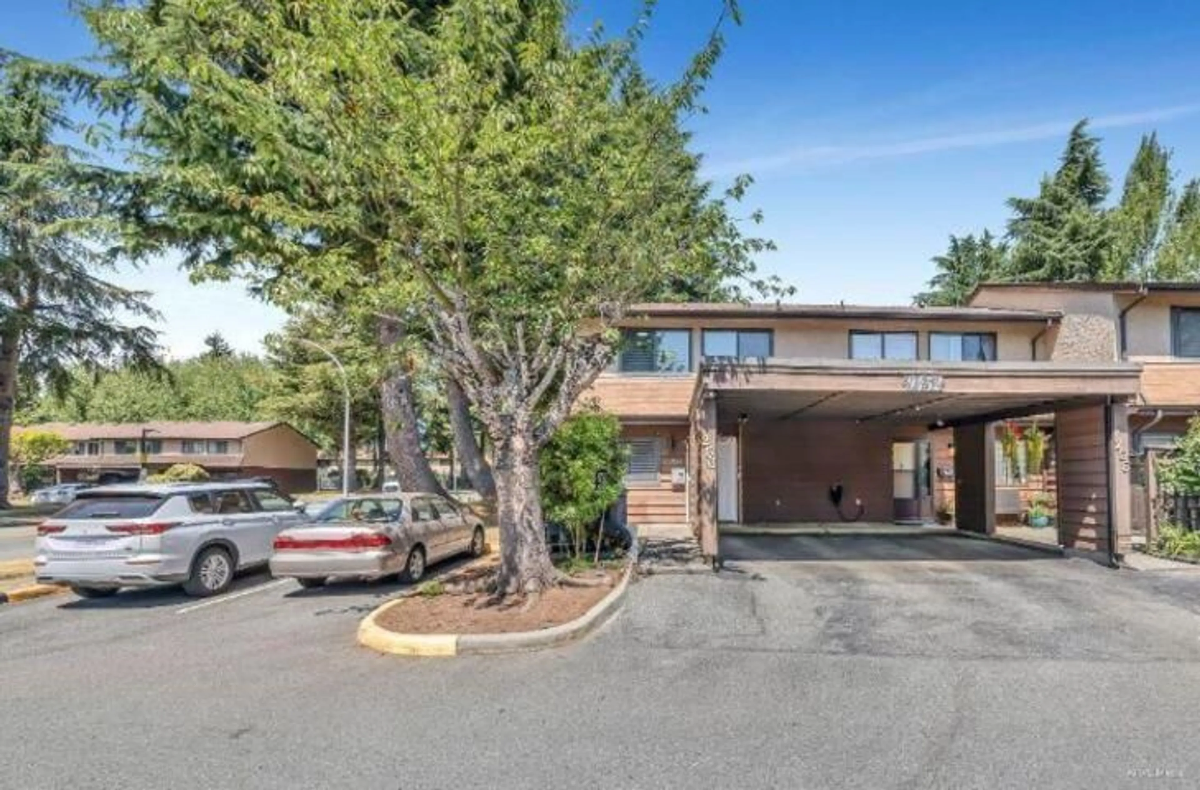 Patio, mountain view for 256 - 9452 PRINCE CHARLES BOULEVARD, Surrey British Columbia V3V1S6