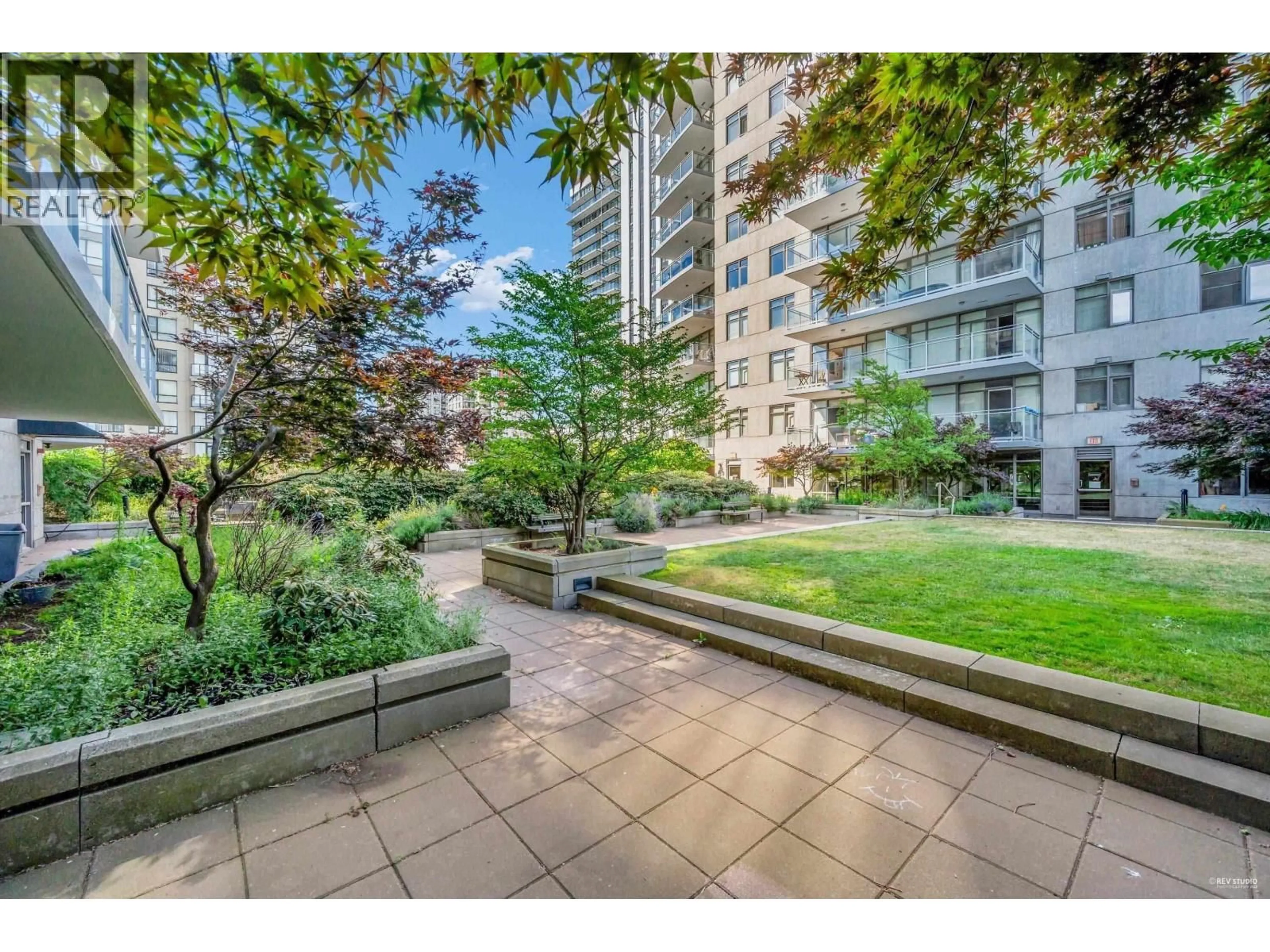 Patio, street for 1008 - 898 CARNARVON STREET, New Westminster British Columbia V3M0C3