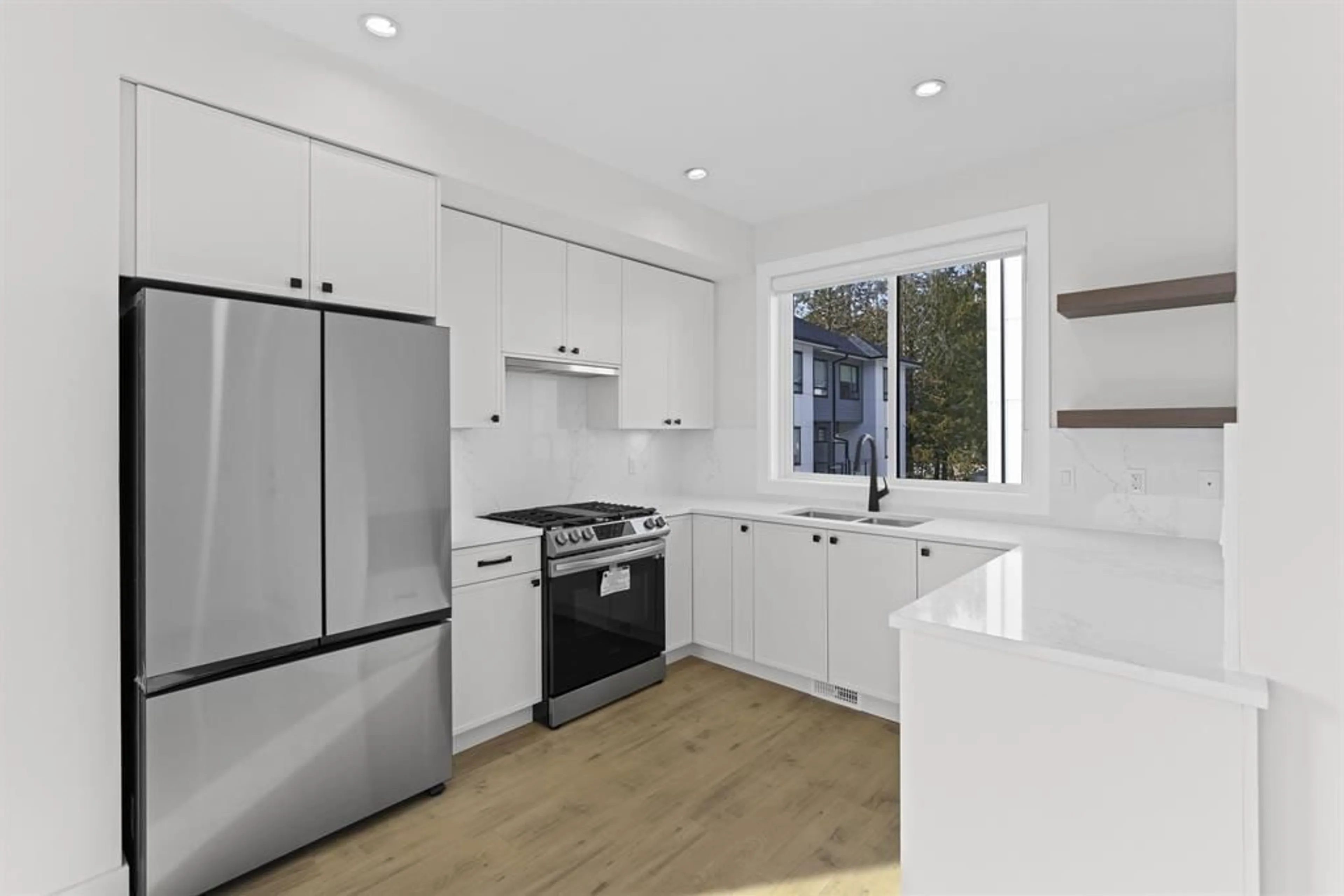 Open concept kitchen, unknown for 37 - 12635 63 AVENUE, Surrey British Columbia V3X1T9