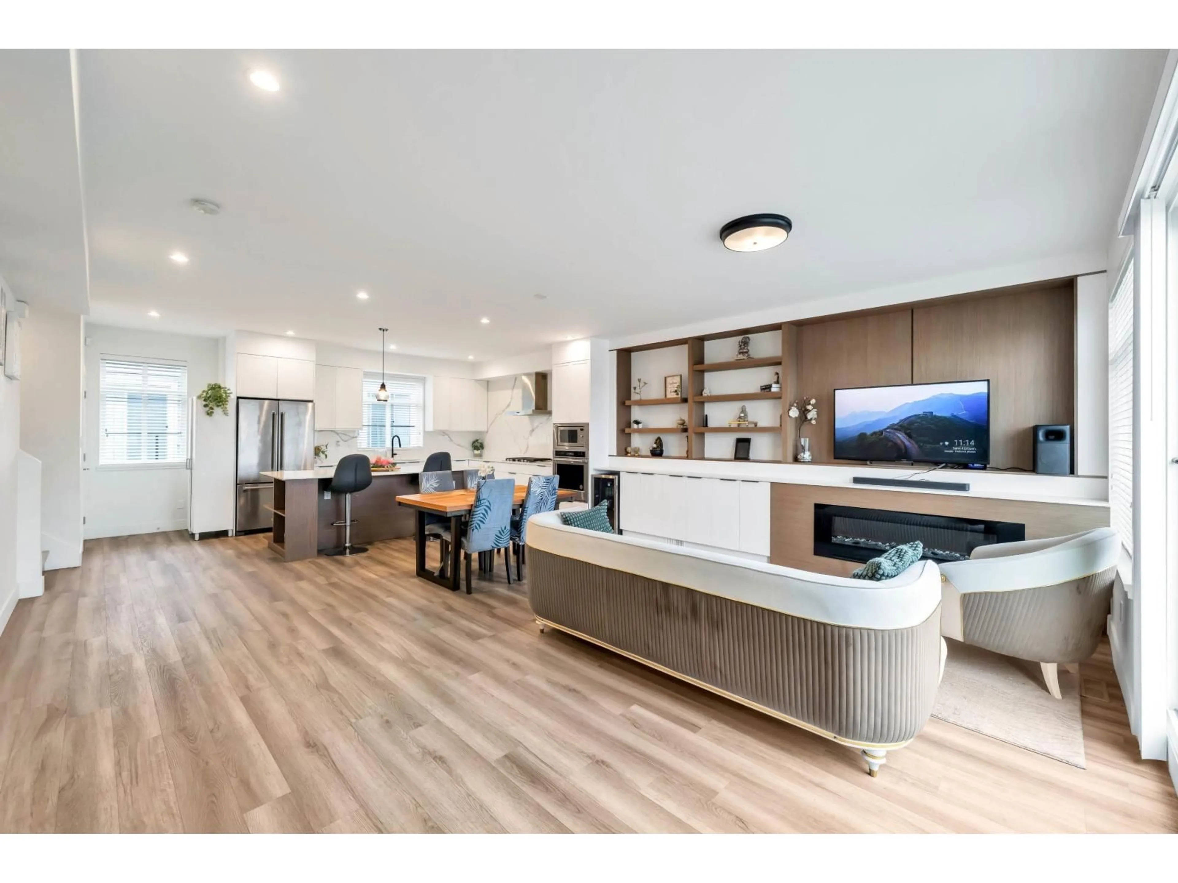 Open concept kitchen, wood/laminate floor for 4 - 10488 124 STREET, Surrey British Columbia V3V0E9