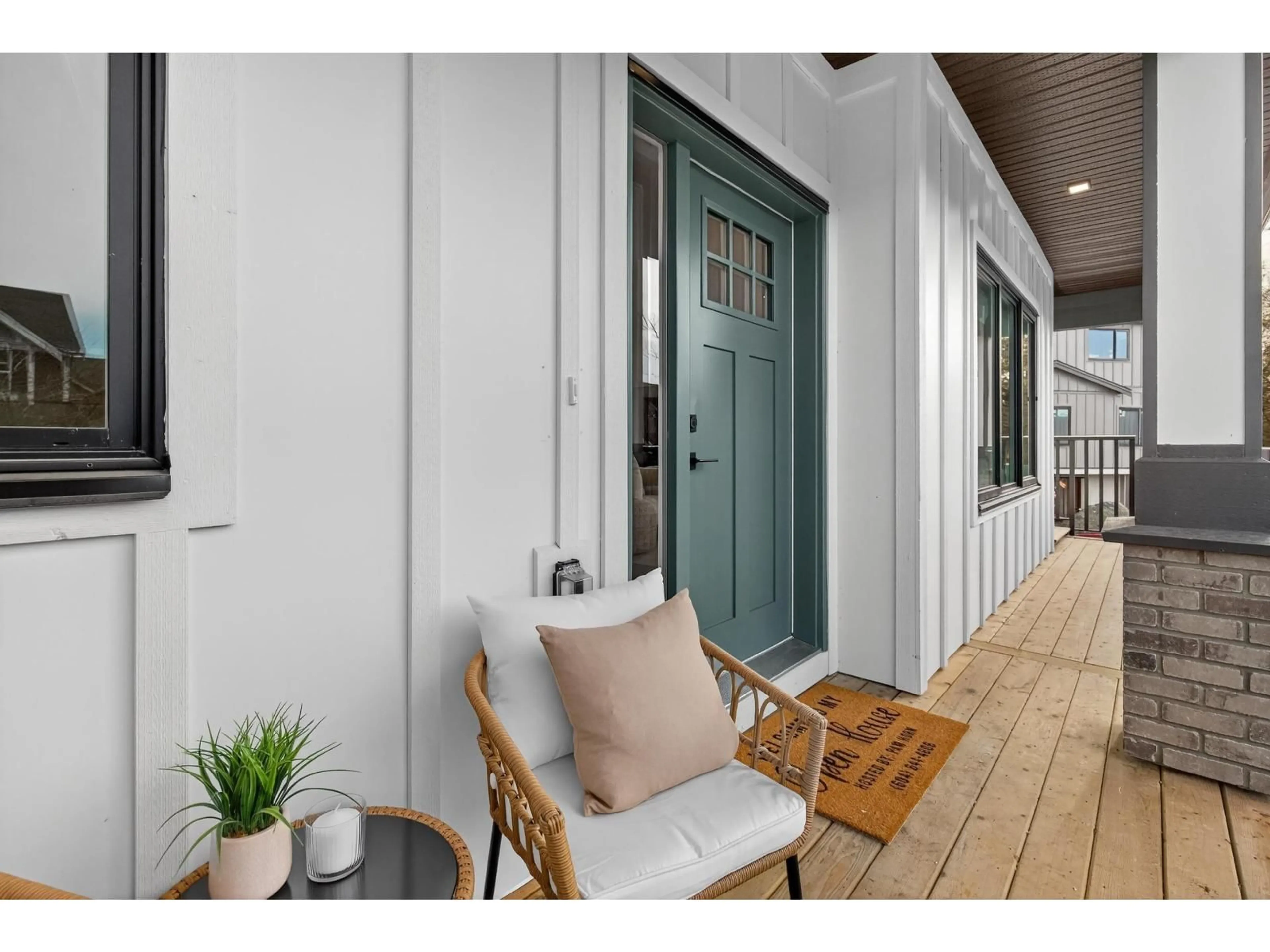 Indoor entryway for 4 - 6828 208A STREET, Langley British Columbia V2Y2R7