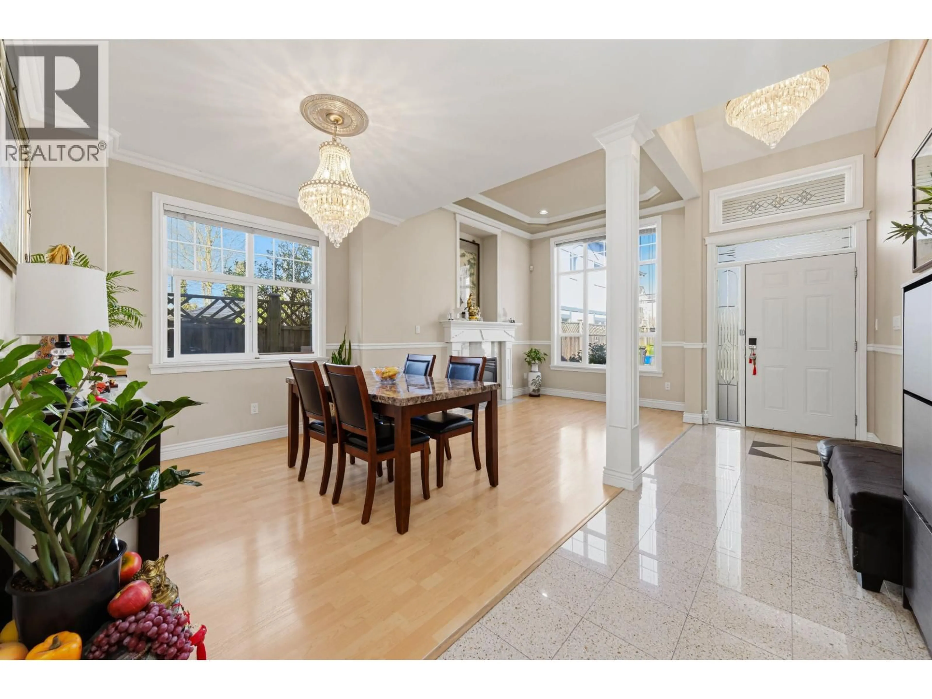 Dining room, ceramic/tile floor for 6 - 7188 BLUNDELL ROAD, Richmond British Columbia V6Y1J4