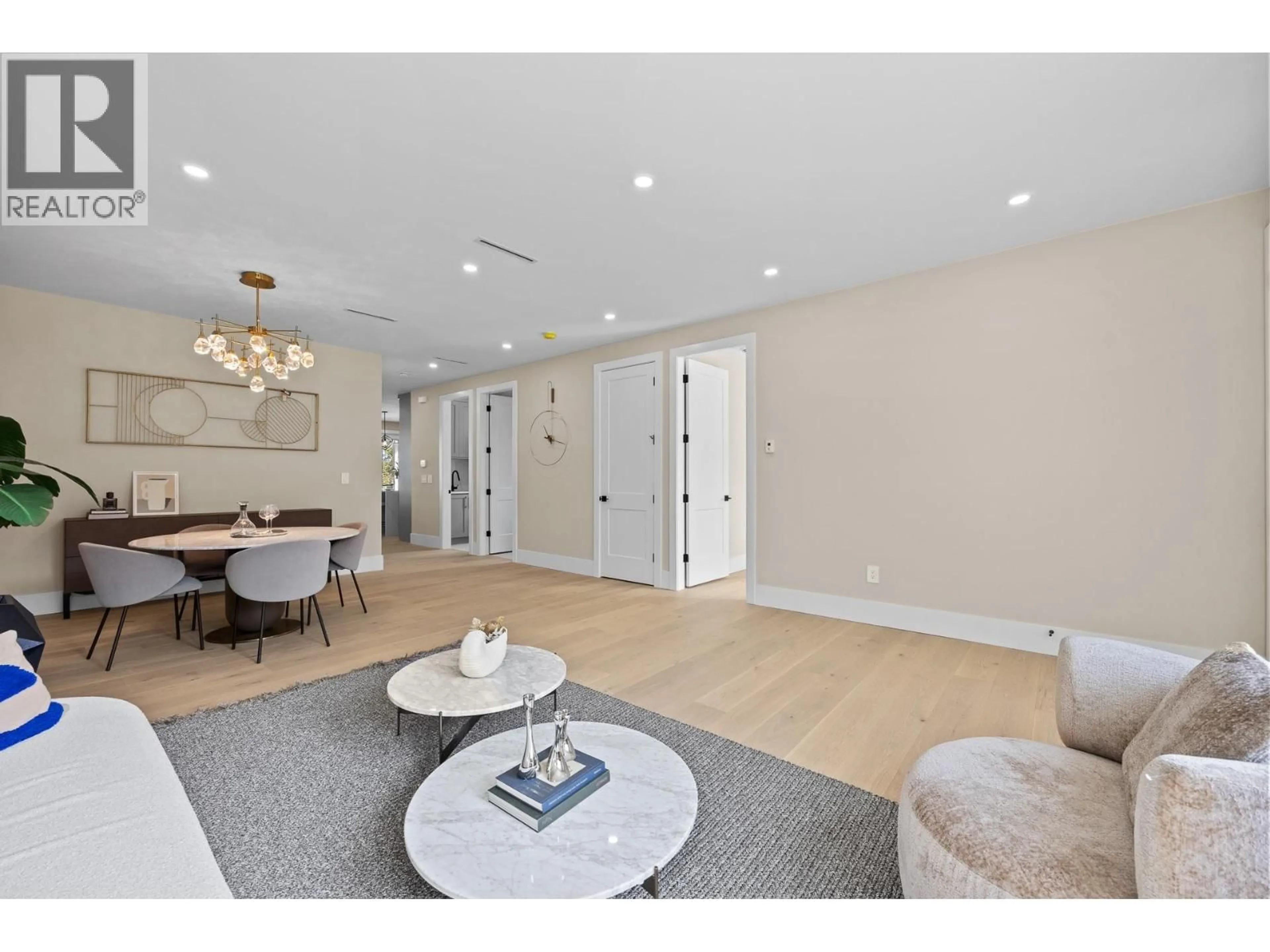 Unknown for 1 - 5115 BUXTON STREET, Burnaby British Columbia V5H1J7