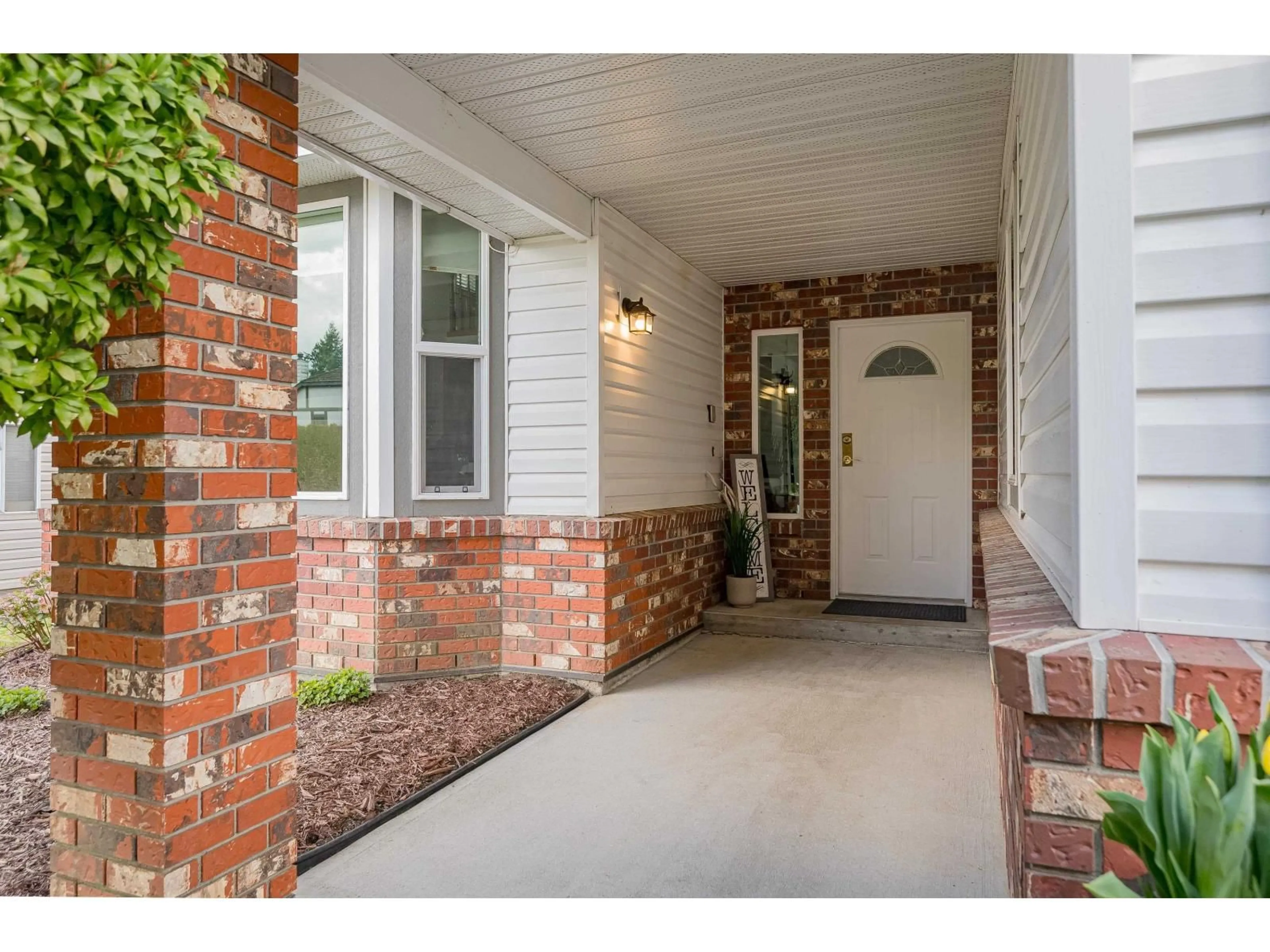 Unknown for 20554 94B AVENUE, Langley British Columbia V1M1H9