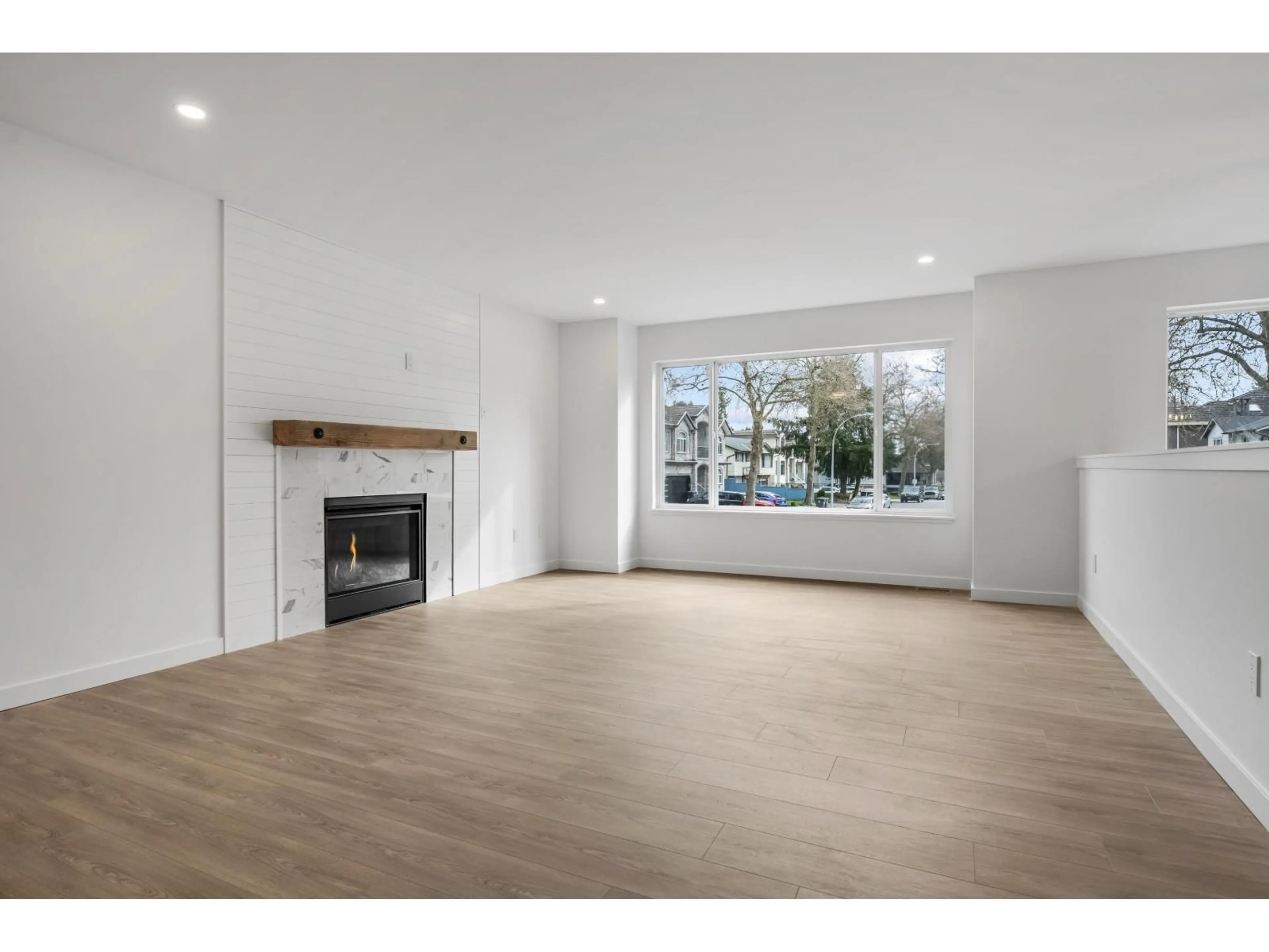 A pic of a room for 12304 IONA PLACE, Surrey British Columbia V3V6P6