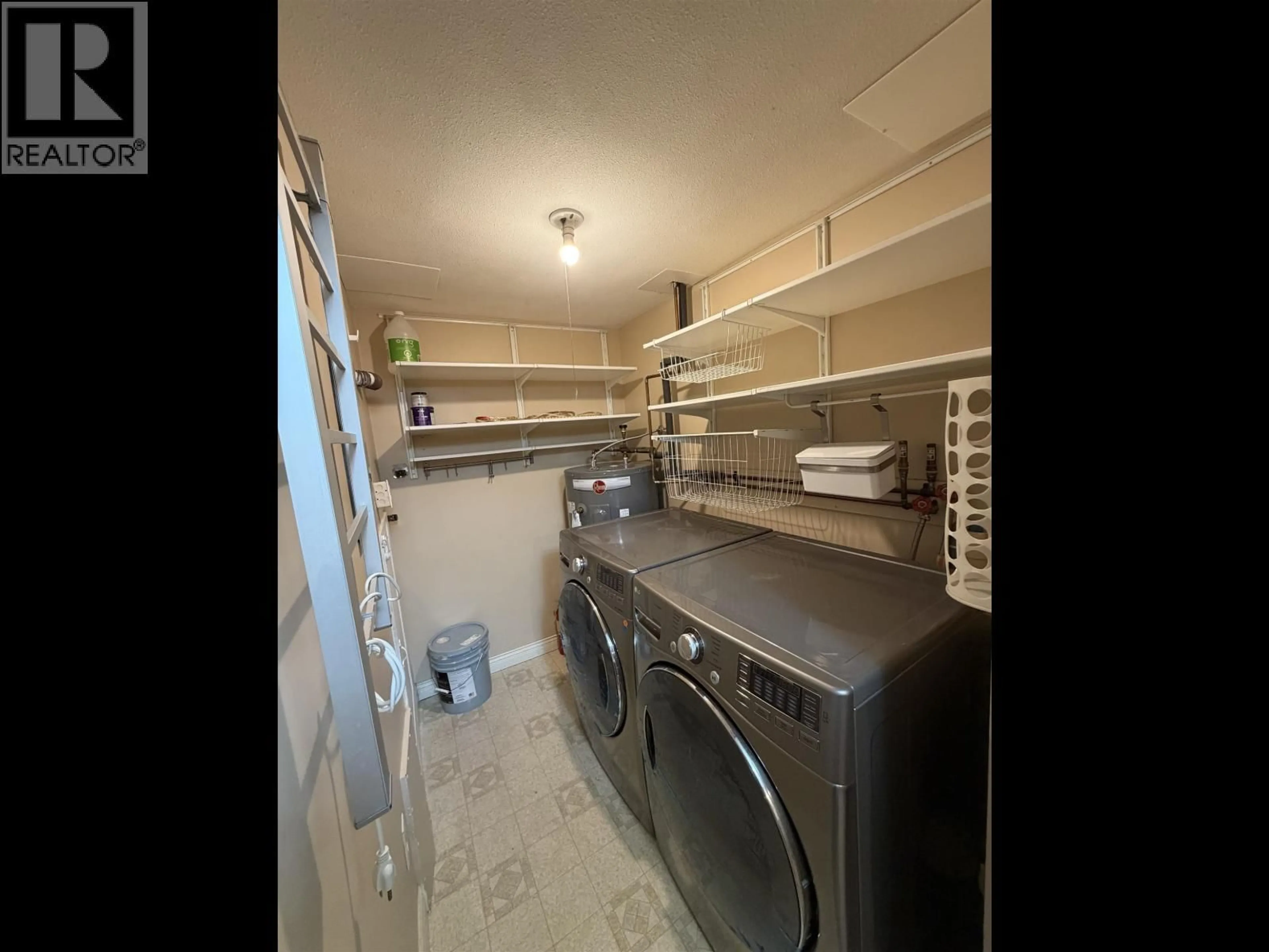 Laundry room for 982 HOWIE AVENUE, Coquitlam British Columbia V3J1T3