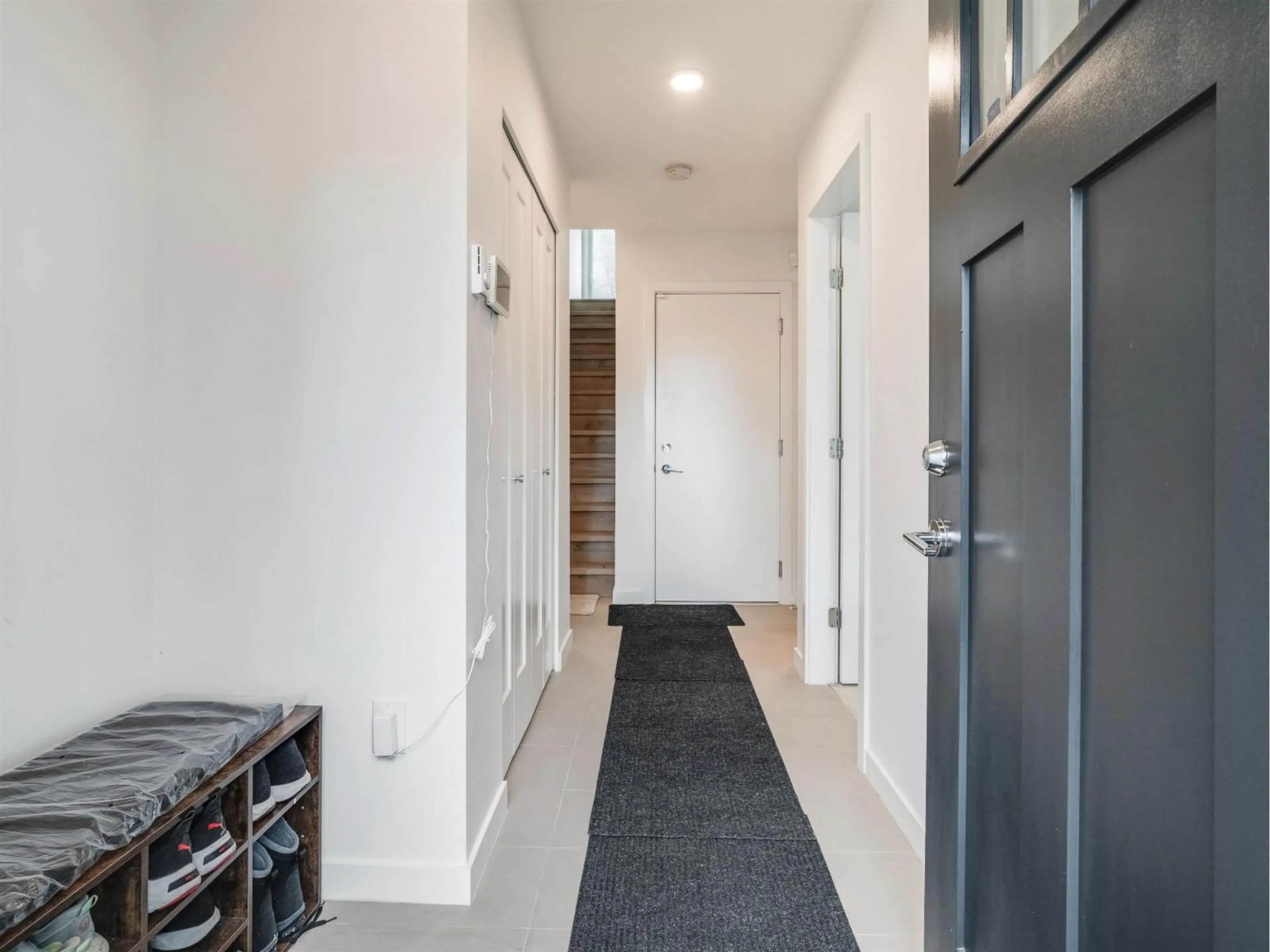 Indoor entryway for 128 - 15235 SITKA DRIVE, Surrey British Columbia V3S0A9