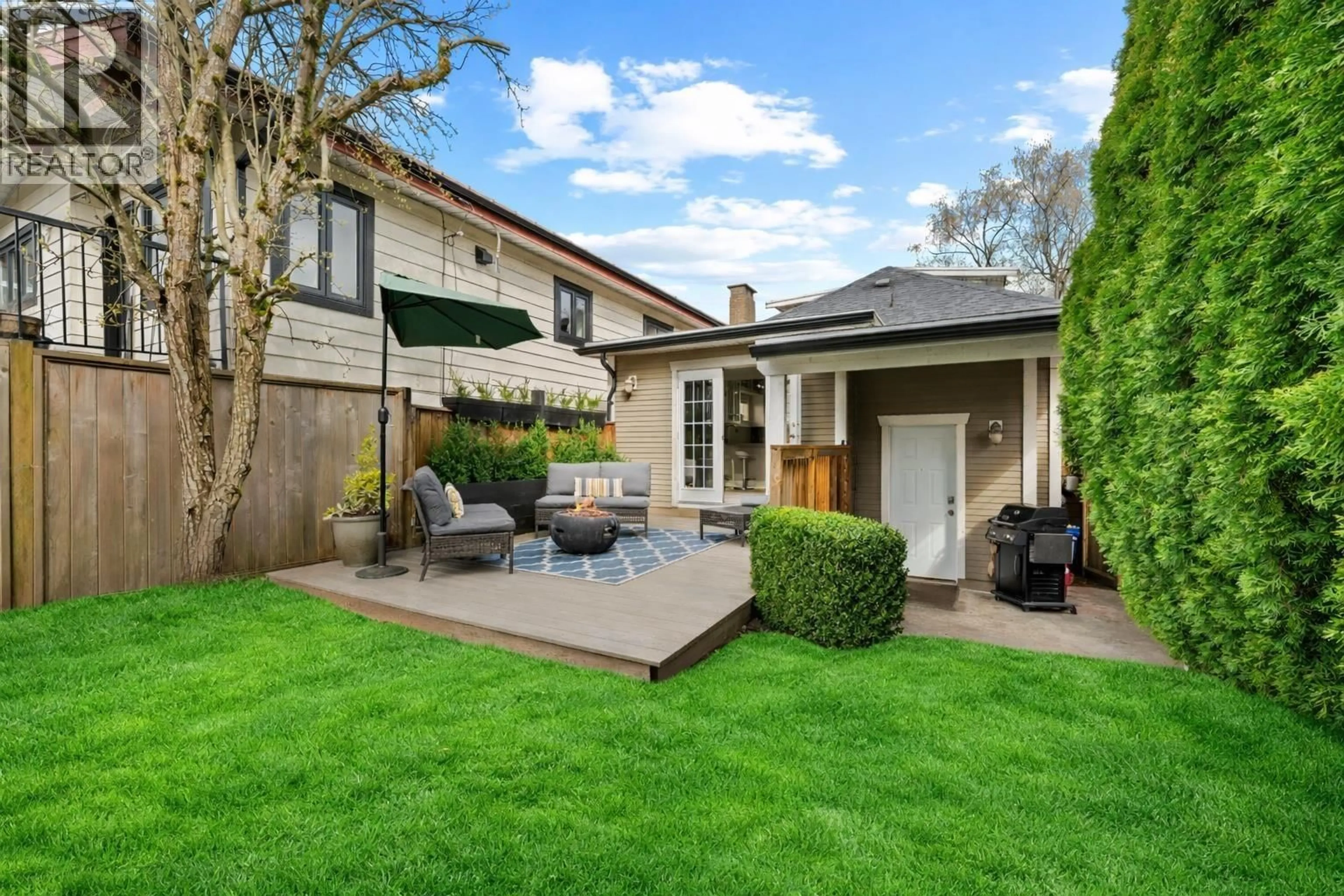 Patio, street for 846 23RD AVENUE, Vancouver British Columbia V5V1Y4