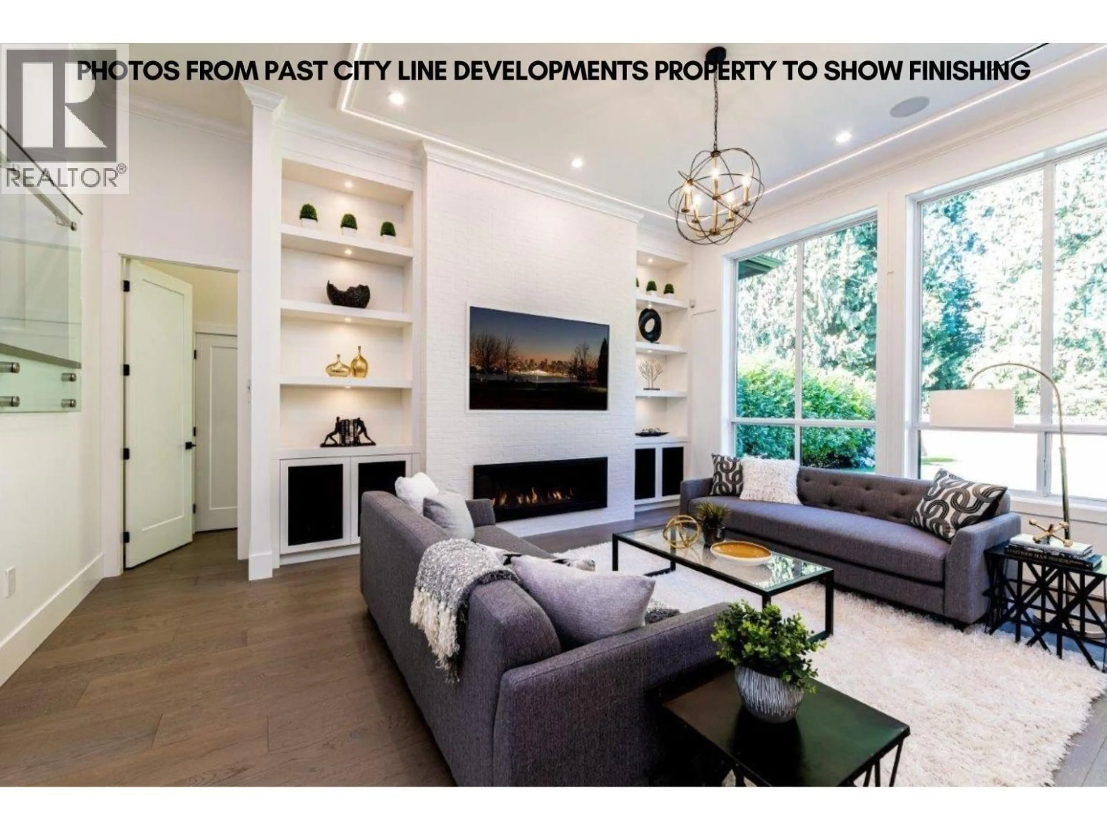 Living room with furniture, wood/laminate floor for 755 12TH STREET, North Vancouver British Columbia V7L2K8