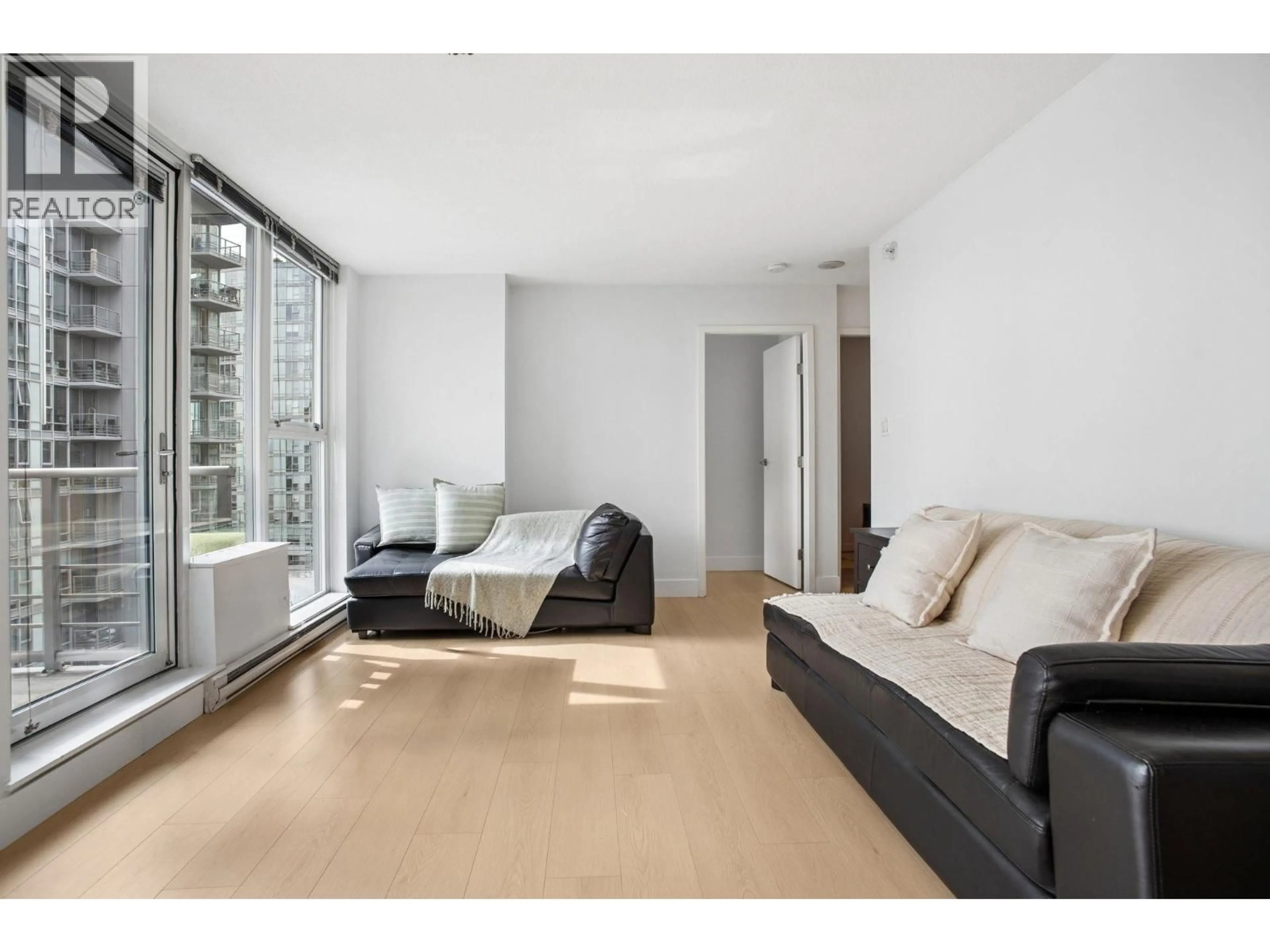 A pic of a room for 2209 - 602 CITADEL PARADE, Vancouver British Columbia V6B1X2