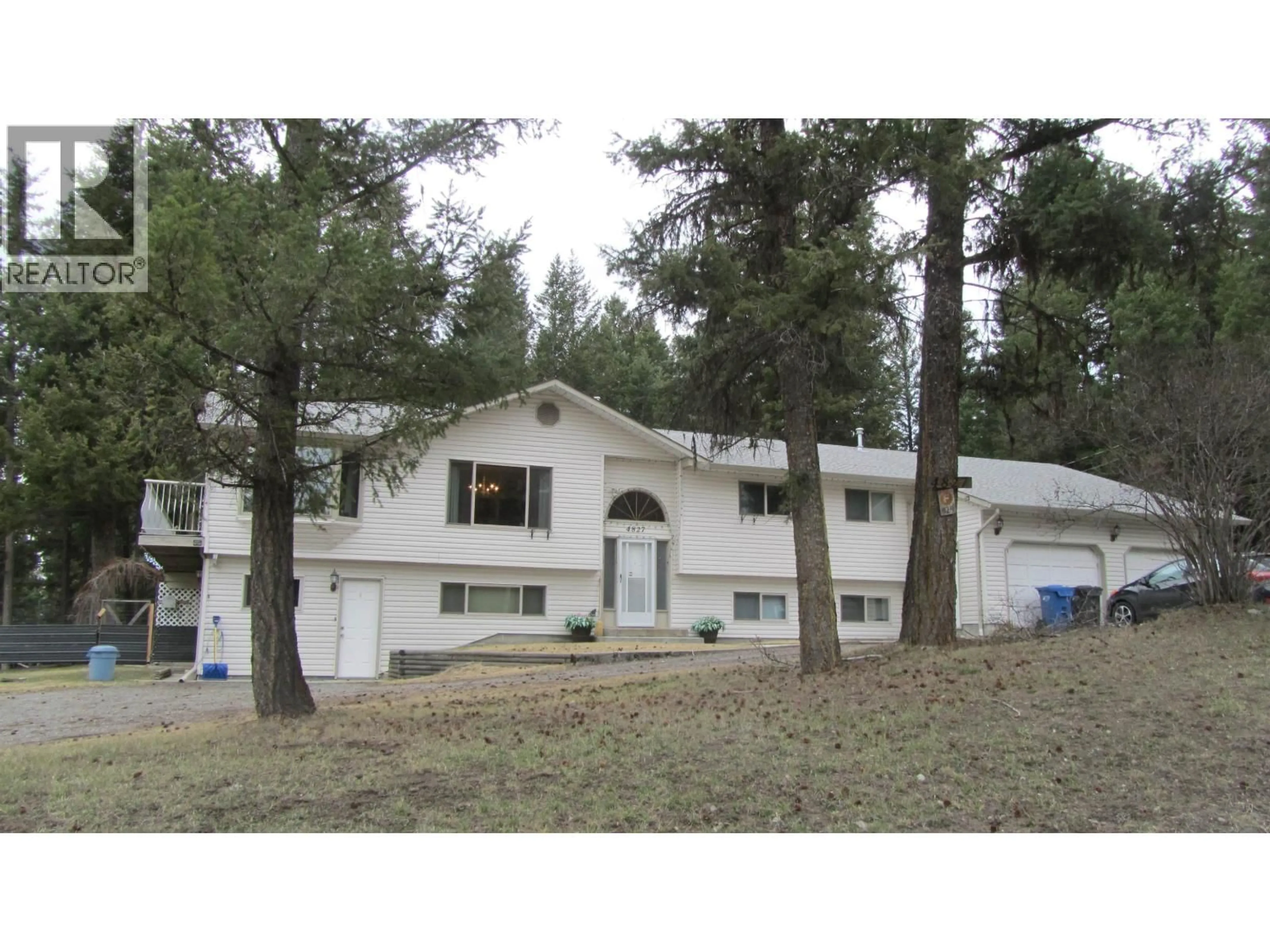 Home with vinyl exterior material, mountain view for 4827 KITWANGA DRIVE, 108 Mile Ranch British Columbia V0K2Z0